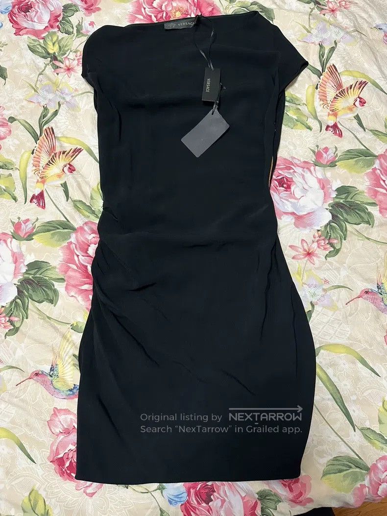 Versace Versace Classic dress Size M / US 6-8 / IT 42-44 - 1 Thumbnail