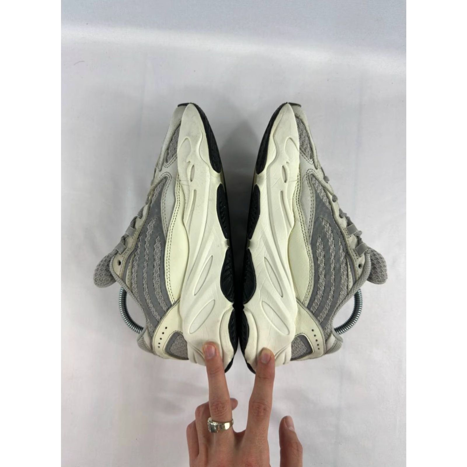 Adidas Adidas Yeezy Boost 700 V2 'Static' EF2829 Sneaker Men Size 5.5 Gray Size US 6 / EU 39 - 6 Thumbnail