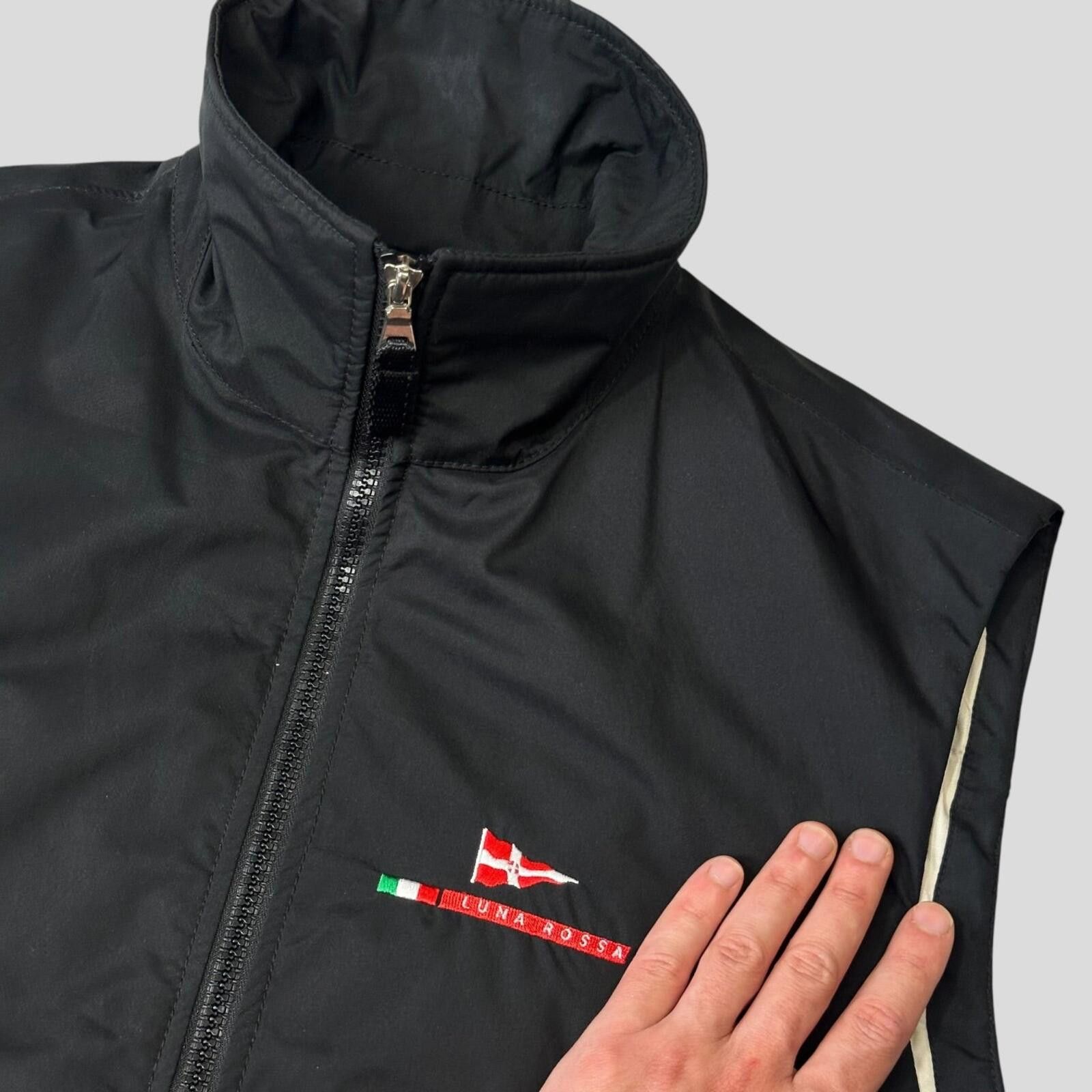 Prada Prada Luna Rossa 00’s Goretex Padded Sailing Gilet Jacket L Size US L / EU 52-54 / 3 - 3 Thumbnail