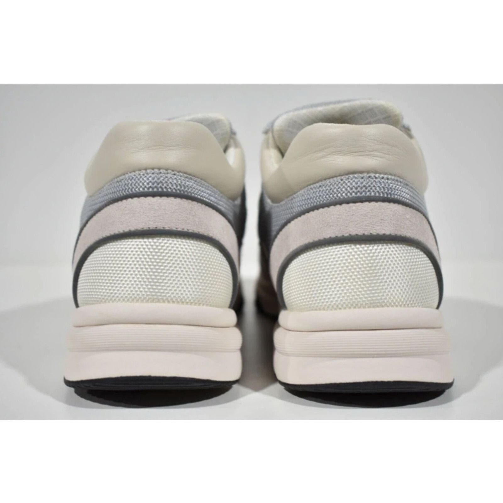 Chanel 21B Suede CC Logo Tie Flat Runner Trainer Sneaker 38.5 Size US 8.5 / IT 38.5 - 11 Thumbnail