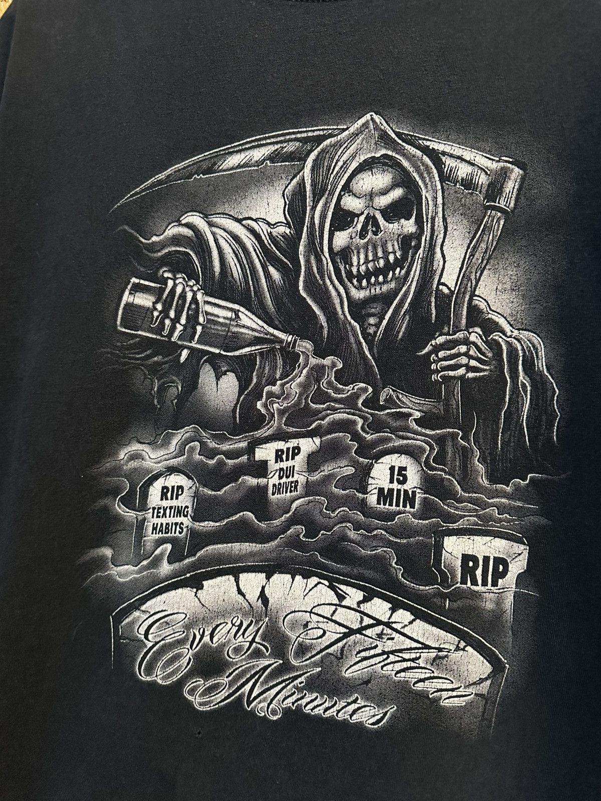 Vintage thrashed faded Every 15 Minutes Grim Reaper tee Size US XL / EU 56 / 4 - 3 Thumbnail