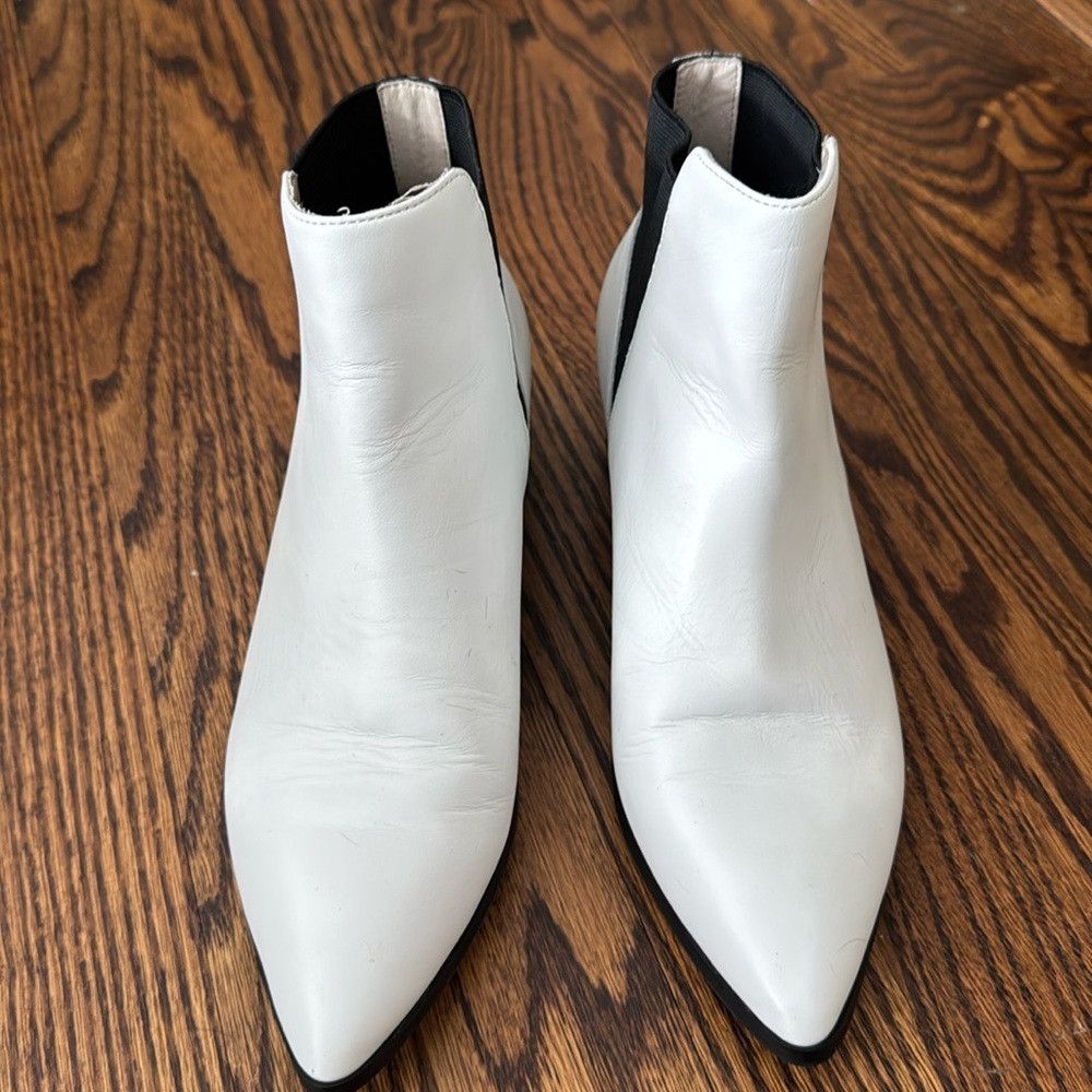 Other Halogen Skylar White Leather Pointy Toe Bootie. Black elast Size US 7 / IT 37 - 3 Thumbnail