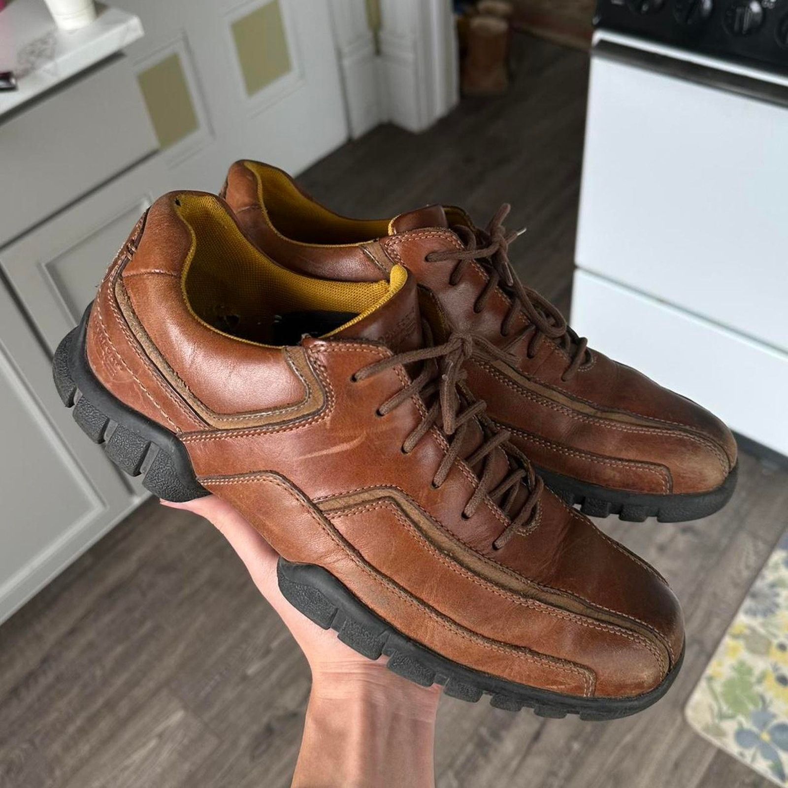 Vintage Epic Vintage 2000s Y2K Brown Lug Sole Sneaker Shoe Size US 10.5 / EU 43-44 - 1 Thumbnail
