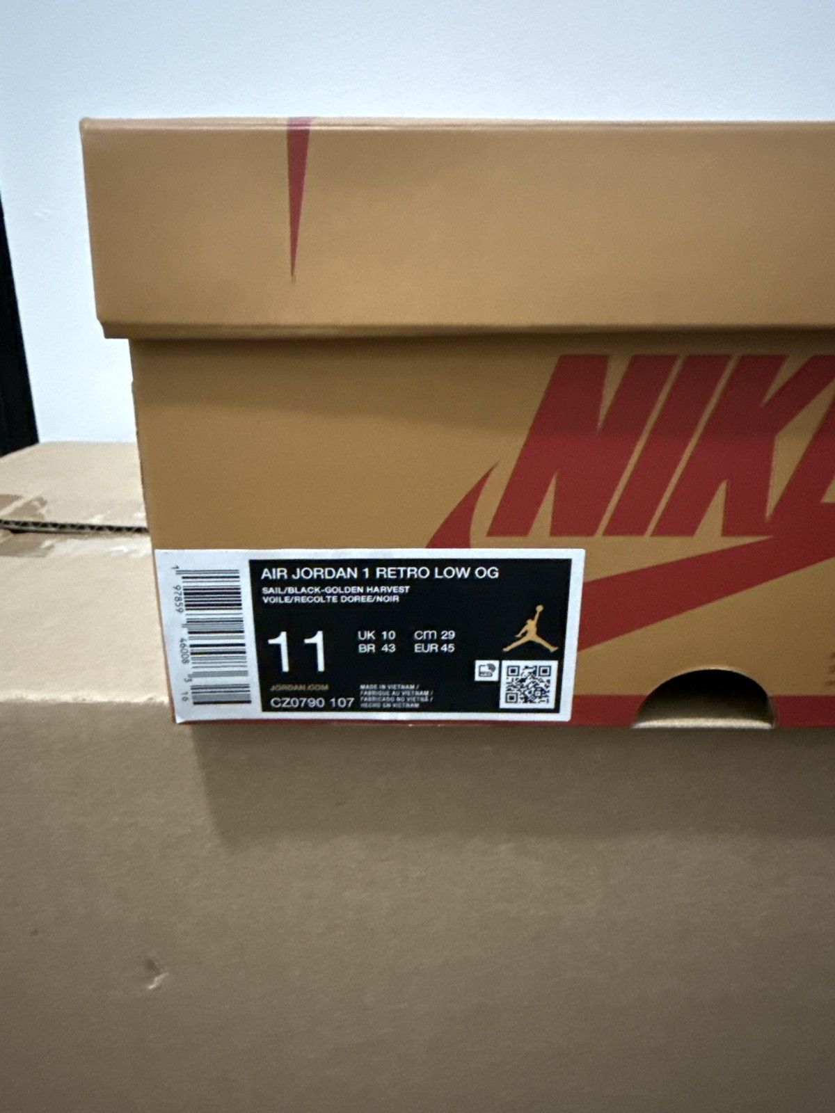 Jordan Brand Jordan 1 Low OG Rookie of the Year Size US 11 / EU 44 - 10 Thumbnail