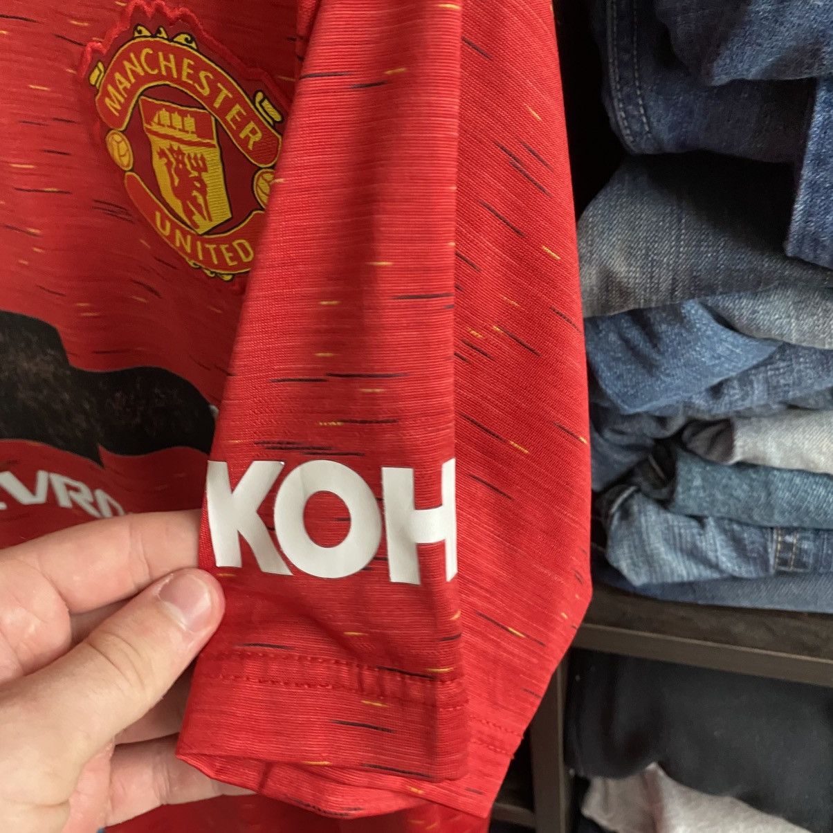 Adidas Mens Adidas Manchester United Chevrolet 2020 soccer jersey Size US L / EU 52-54 / 3 - 6 Thumbnail