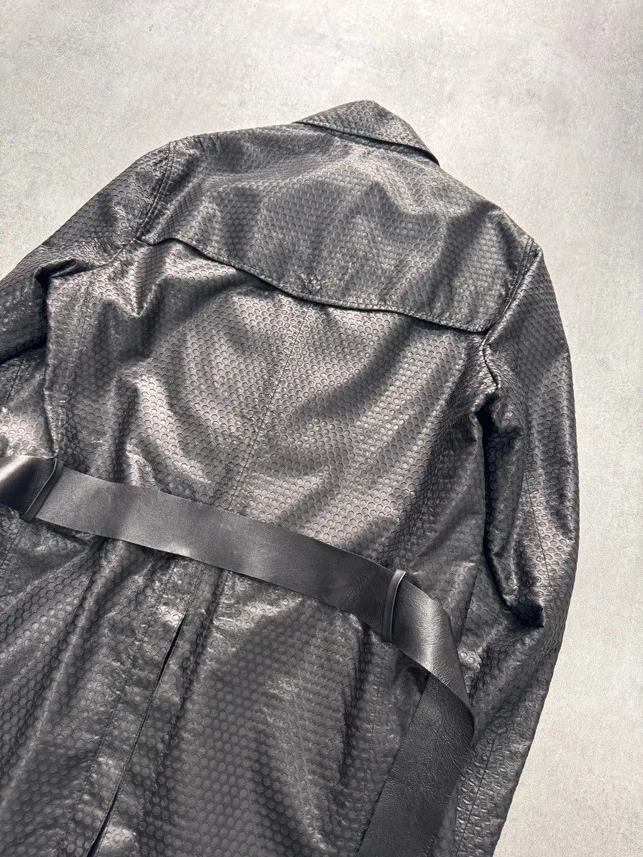 Emporio Armani × Vintage FW2013 Emporio Armani Honeycomb Black Leather Trench Coat Size US M / EU 48-50 / 2 - 4 Thumbnail