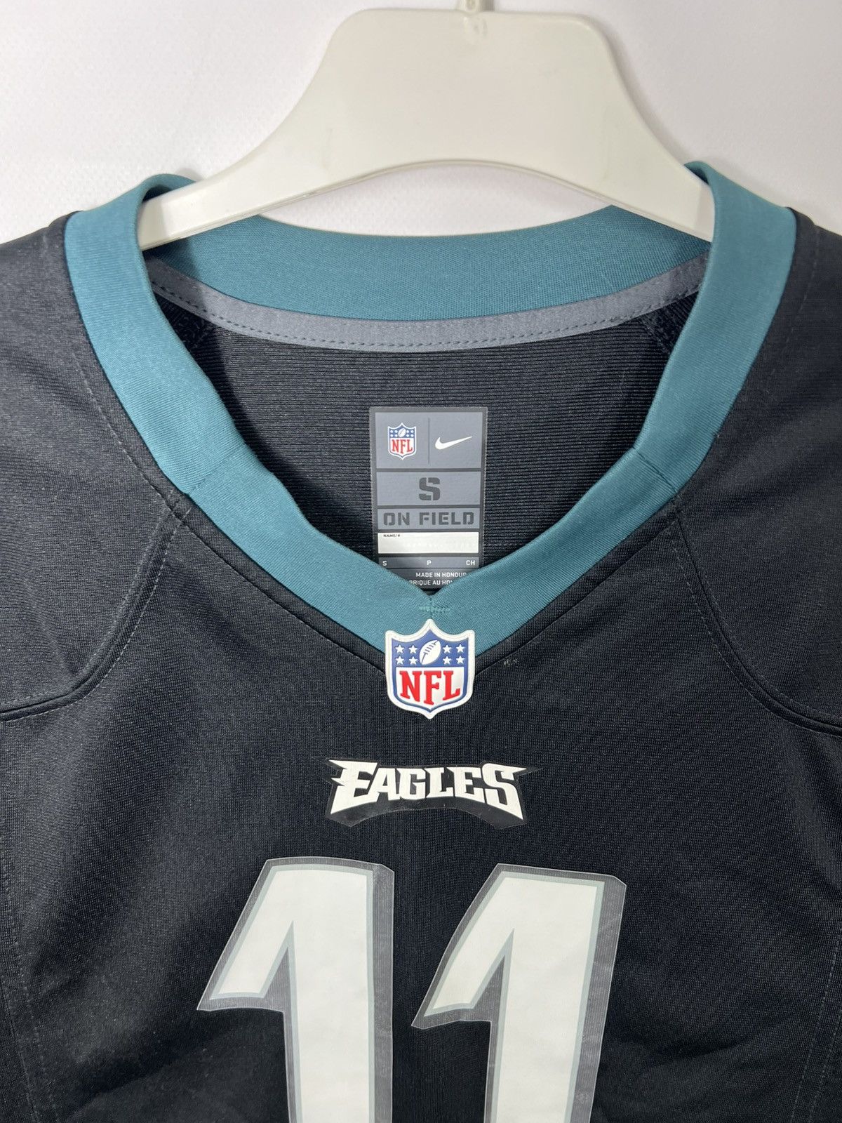 Nike Vintage Nike Philadelphia Eagles Carson Wentz #11 NFL Jersey Size US S / EU 44-46 / 1 - 5 Thumbnail