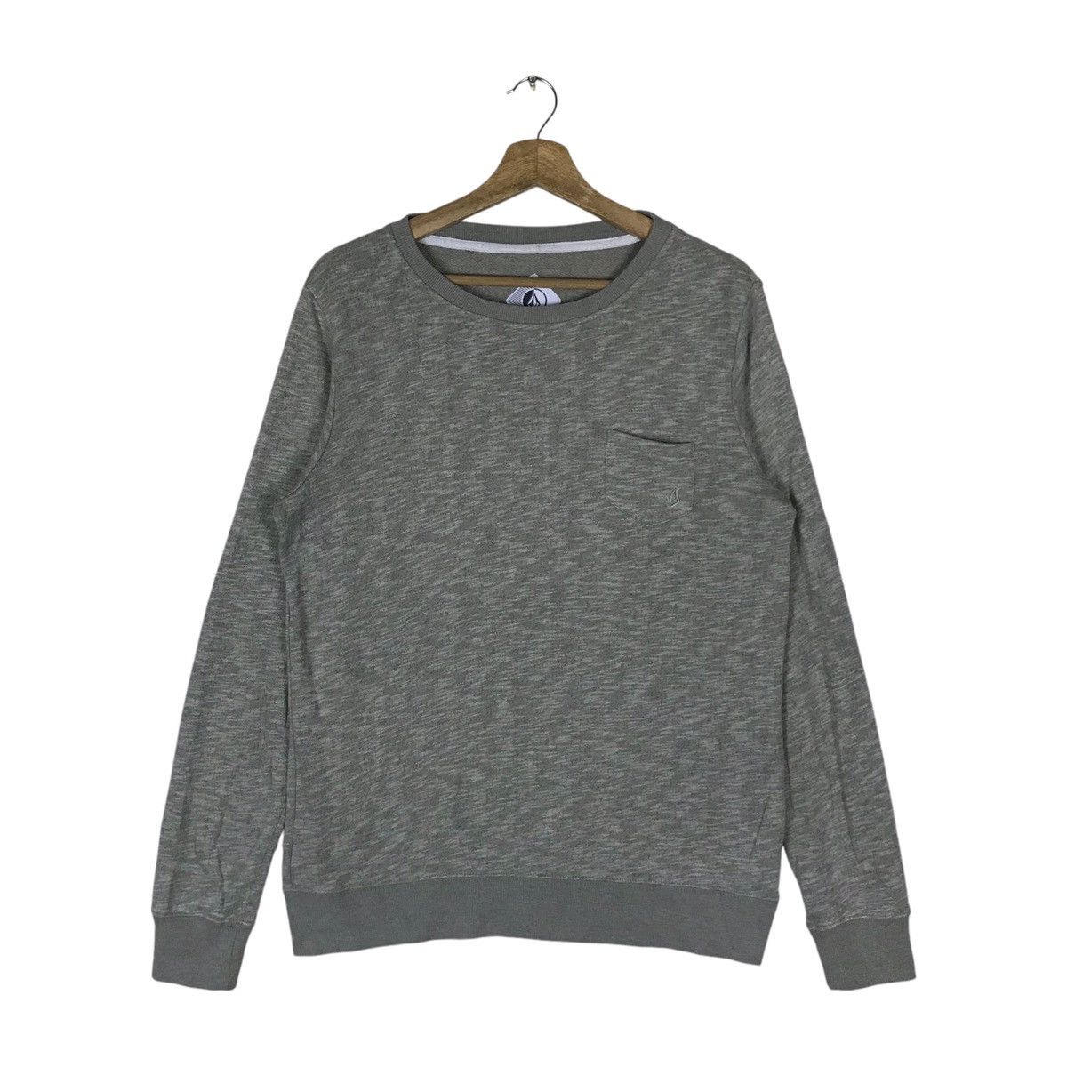 Volcom Vintage Volcom Single Pocket Pullover Jumper Sweatshirt Size US M / EU 48-50 / 2 - 1 Thumbnail