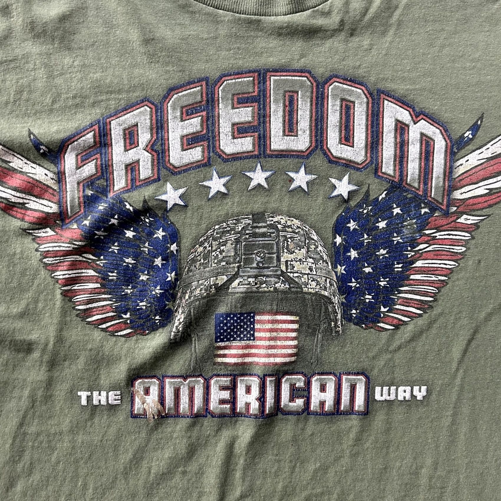Hanes Freedom Shirt Mens XL Green USA Flag Military Tee T-Shirt Size US XL / EU 56 / 4 - 3 Thumbnail