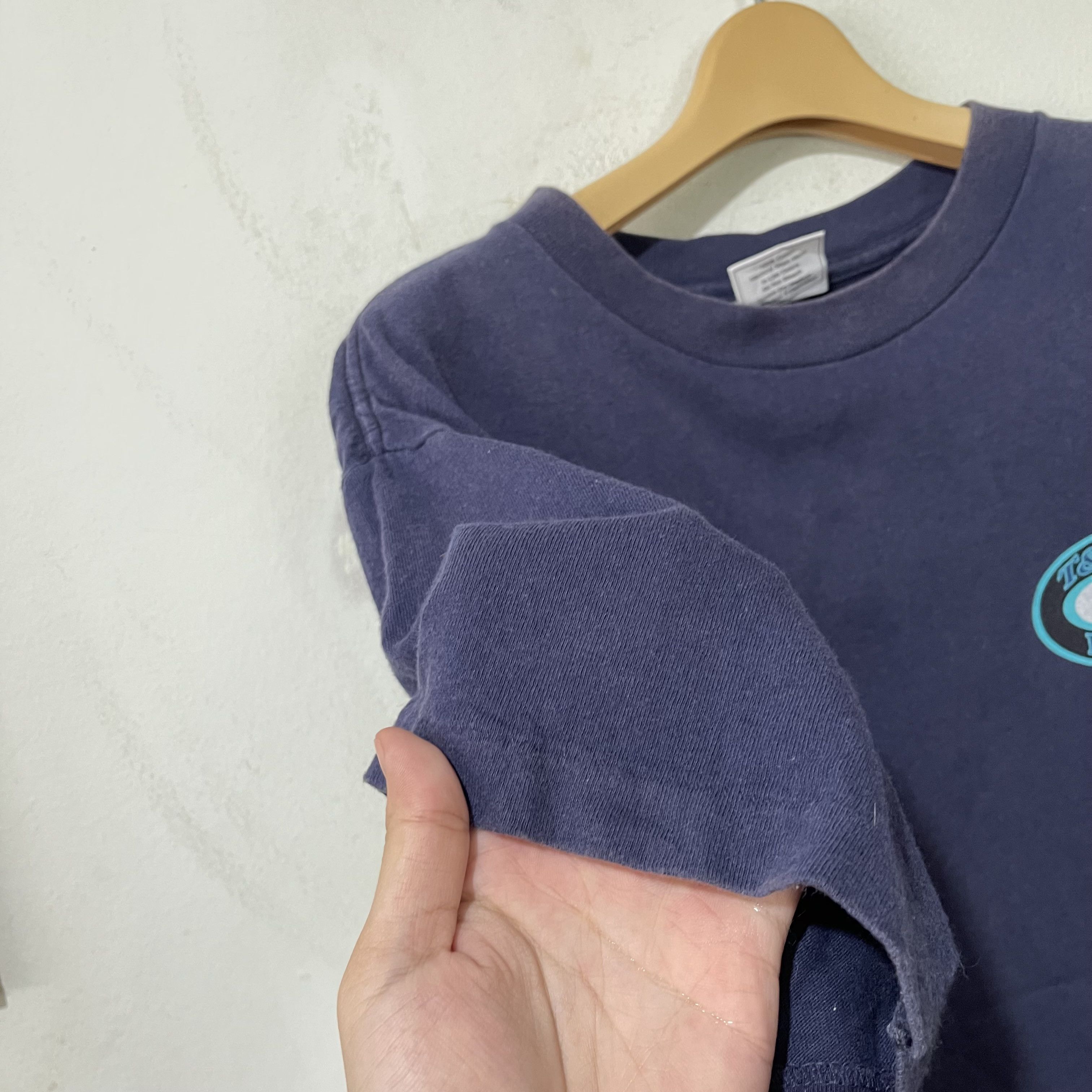 Vintage Vintage 90s T&C Surf Hawaii T-Shirt Size US L / EU 52-54 / 3 - 5 Thumbnail
