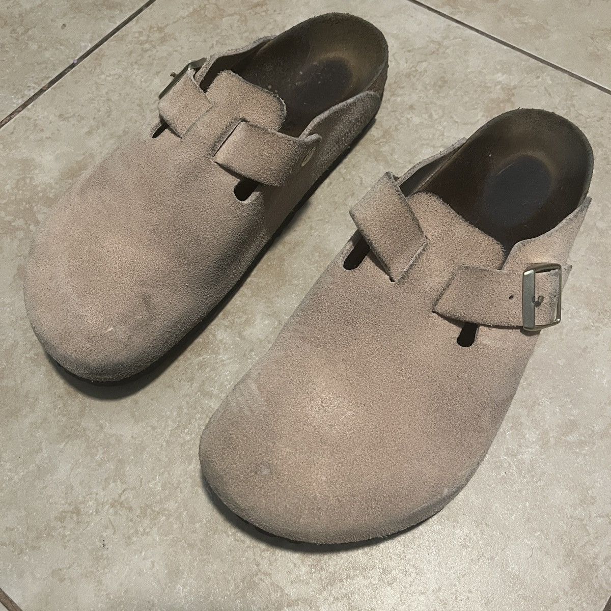 Birkenstock × Urban Outfitters Birkenstock Urban Outfitters Exclusive Boston Suede Clog Size US 8 / EU 41 - 2 Thumbnail