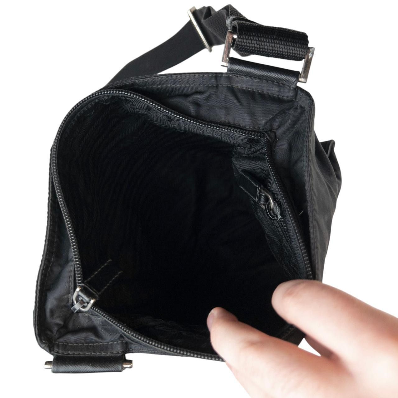 Prada Vintage Prada Crossbody Bag Size ONE SIZE - 4 Thumbnail