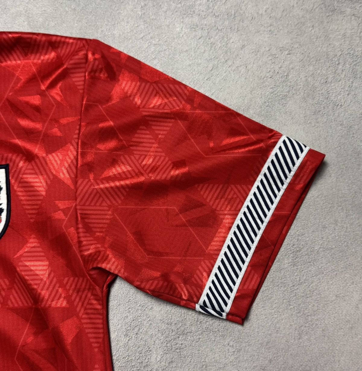 Vintage England 1990 1992 Away Football Soccer Jersey Vintage Size US S / EU 44-46 / 1 - 6 Thumbnail