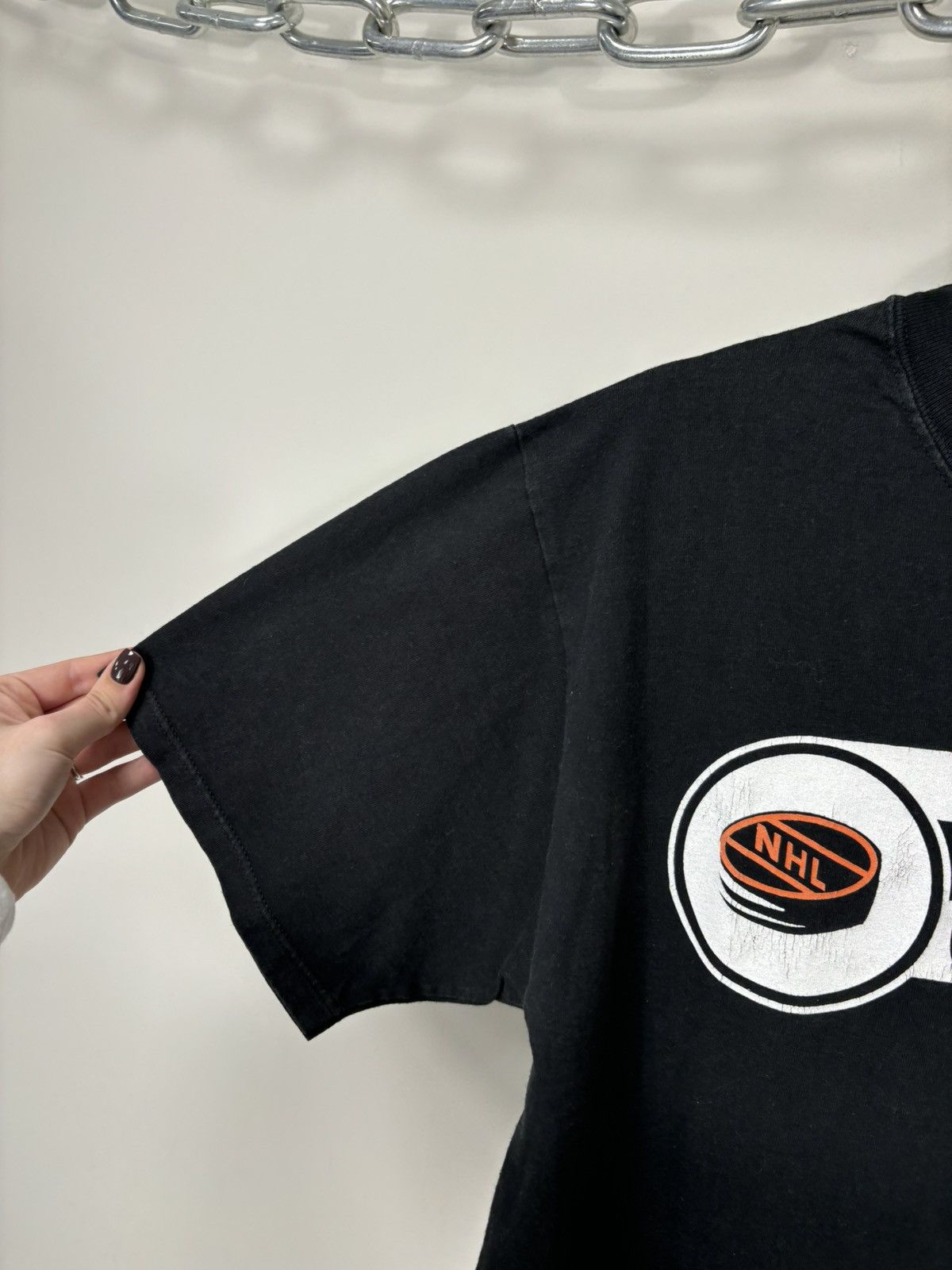 Russell Athletic Vintage 90s Russell Athletic USA Logo NHL Black T-Shirt Tee Size US L / EU 52-54 / 3 - 9 Thumbnail