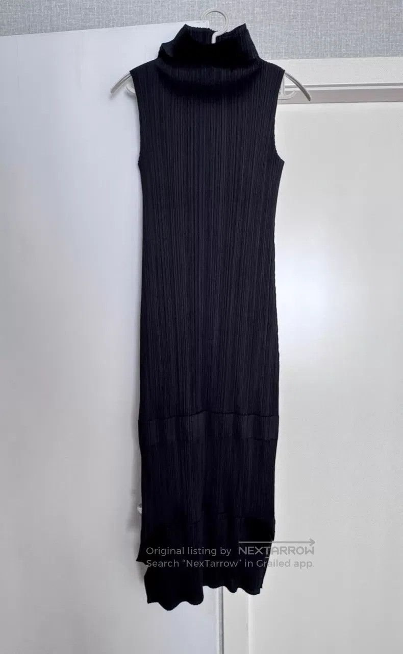 Issey Miyake Issey Miyake Black Pleated Dress Size M / US 6-8 / IT 42-44 - 1 Thumbnail