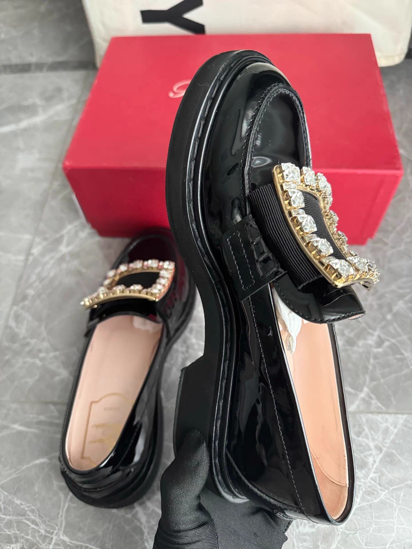 Roger Vivier Roger Vivier Crystal Buckle Patent Leather Loafers K6 Size US 5.5 / IT 35.5 - 7 Thumbnail