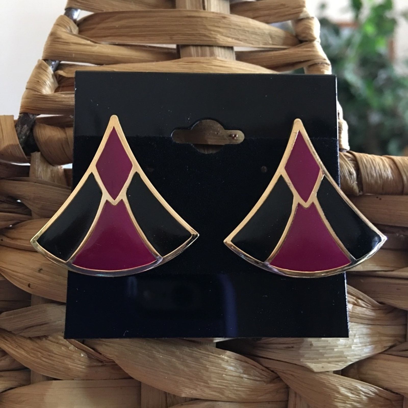 Vintage Vintage gold tone enamel pierced earrings Size ONE SIZE - 1 Thumbnail