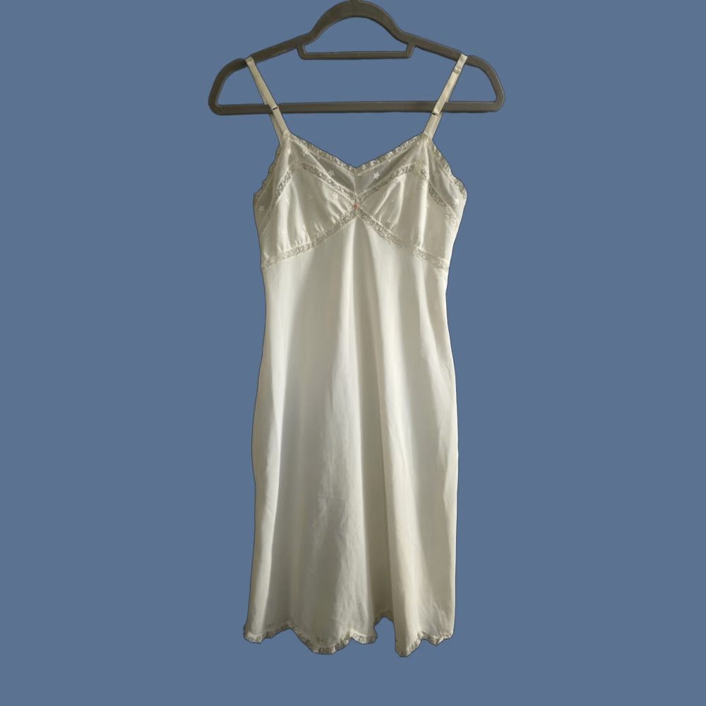 Henson VINTAGE Henson Kickernick Full Slip Satin & Lace Ivory Womens 32 XS/S 60s 70s Eveningwear Womens Lace Size ONE SIZE - 1 Thumbnail