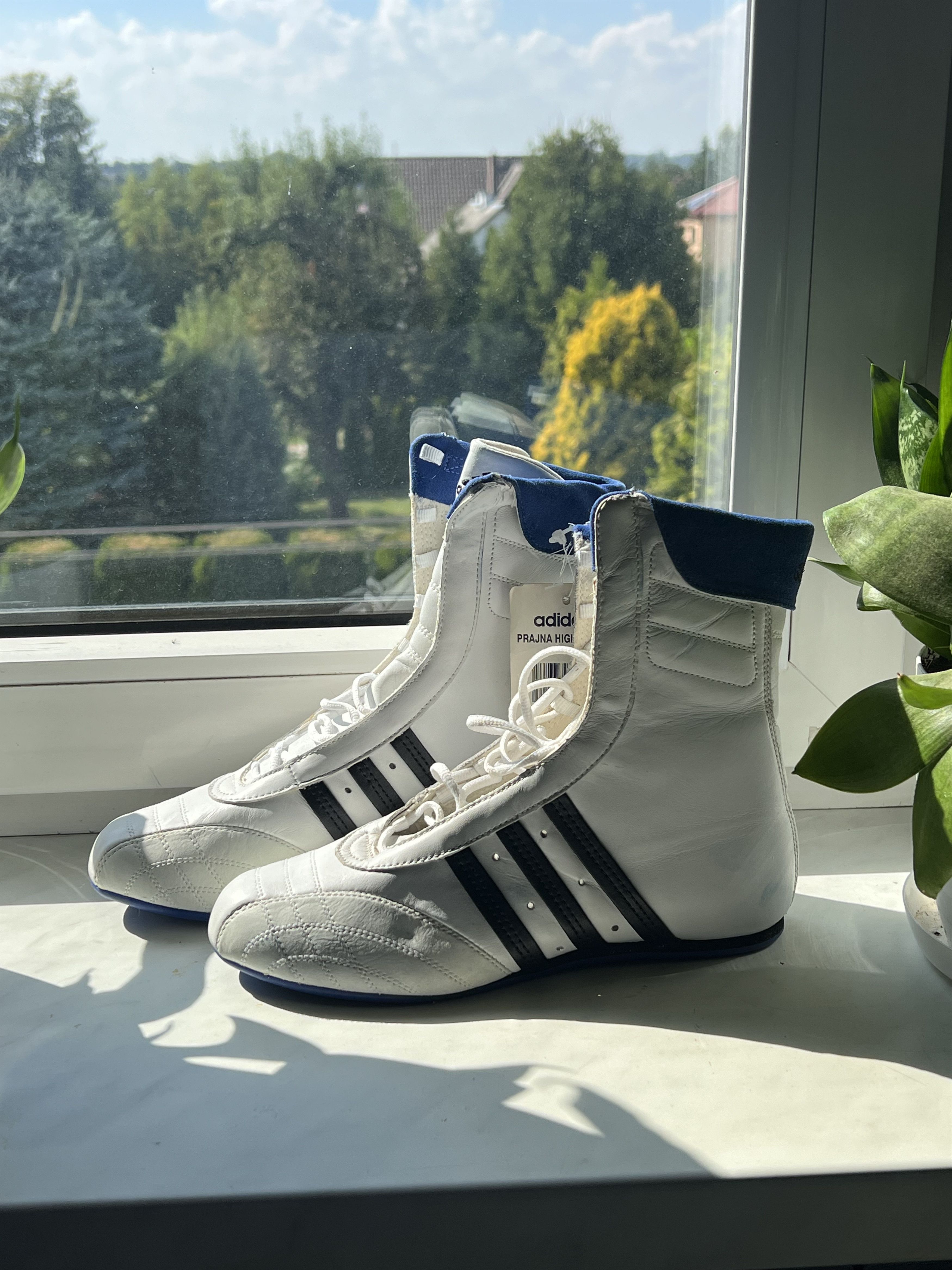 Adidas Adidas Prajna High 2 Rare White/Black/Blue Size US 7 / IT 37 - 2 Thumbnail