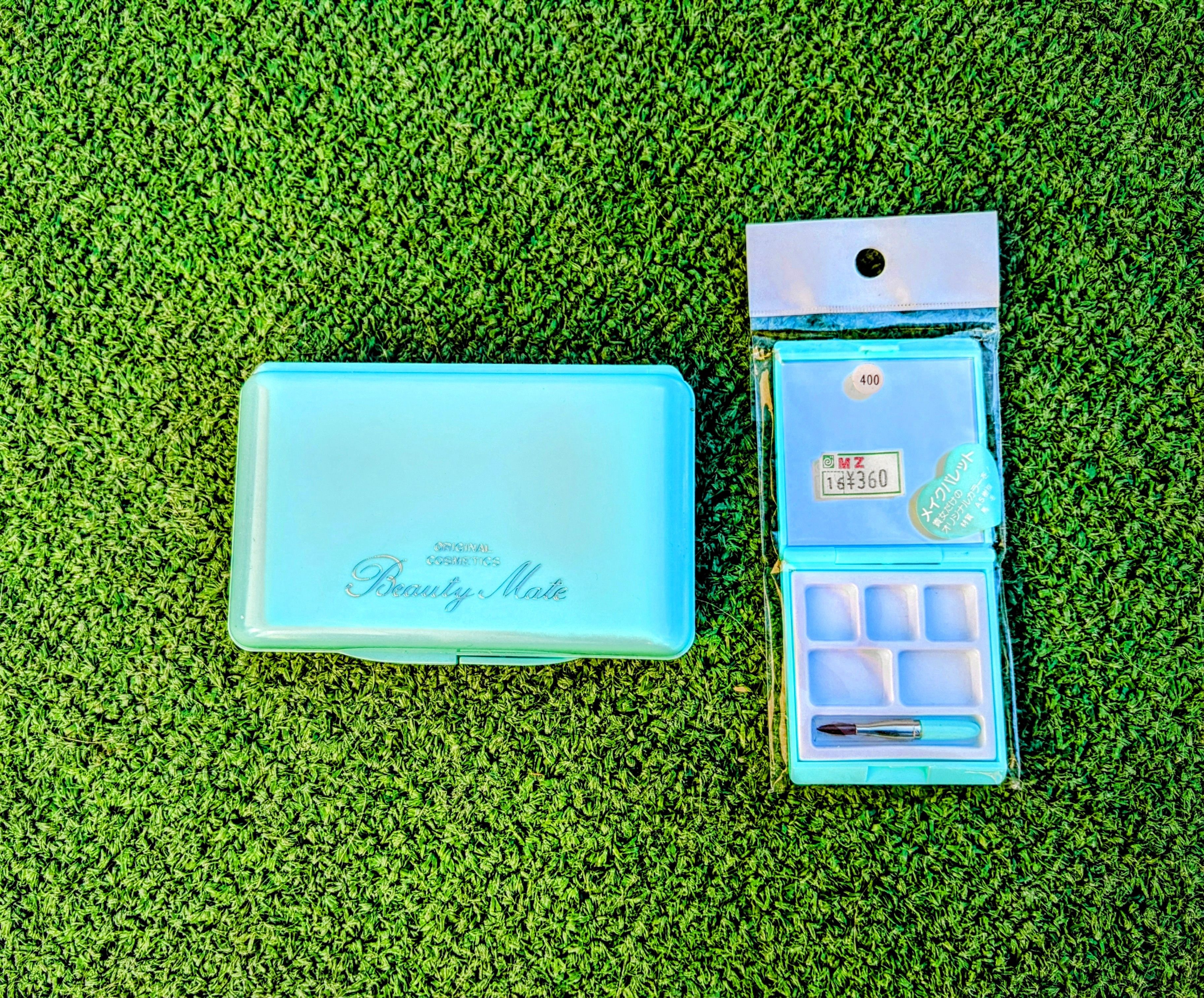 Vintage Japanese VTG Compact Makeup Mirror+Brush Palette Case Set Size ONE SIZE - 4 Thumbnail