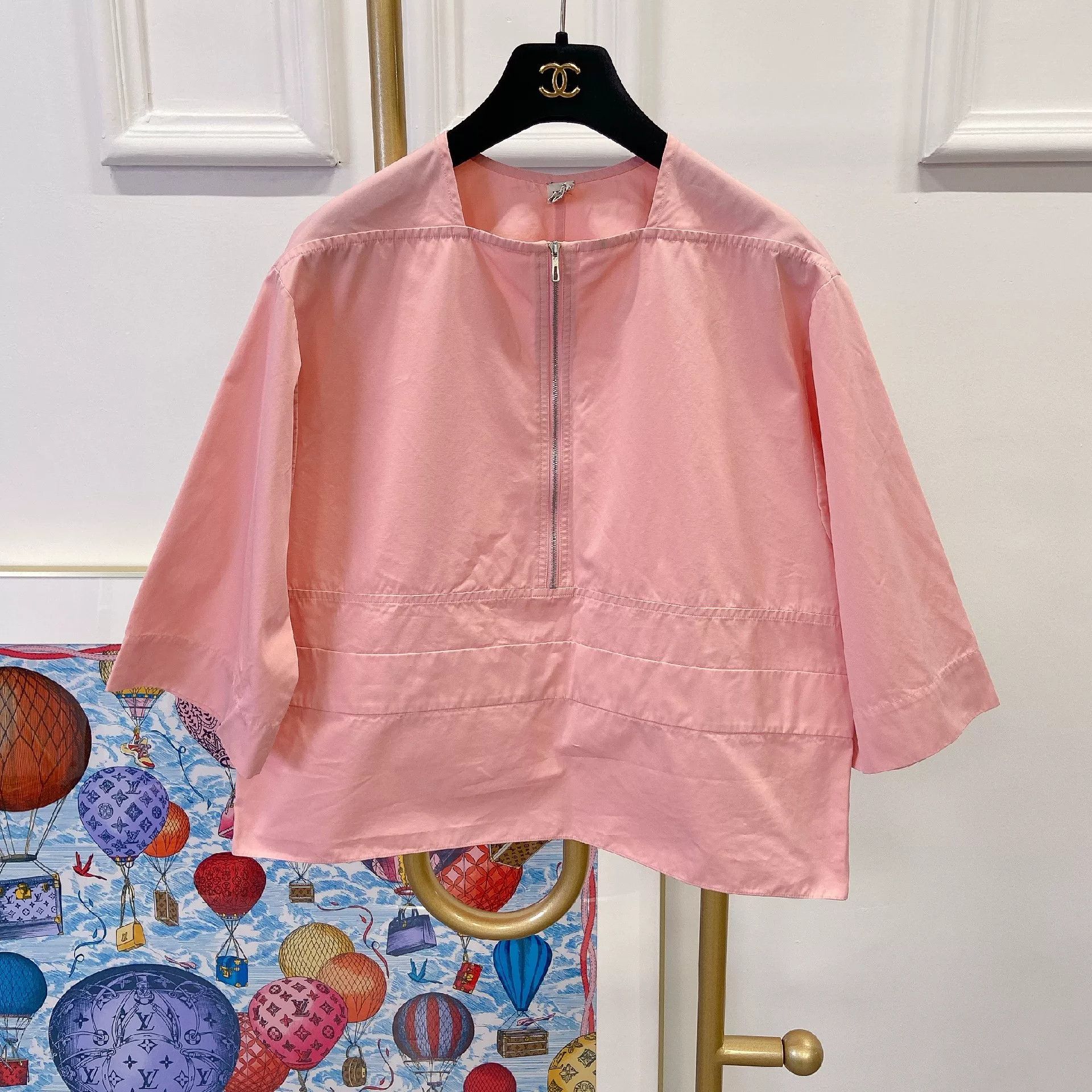 Hermes Hermes Pink Short-Sleeve Top Size 36 Size US S / EU 44-46 / 1 - 1 Thumbnail