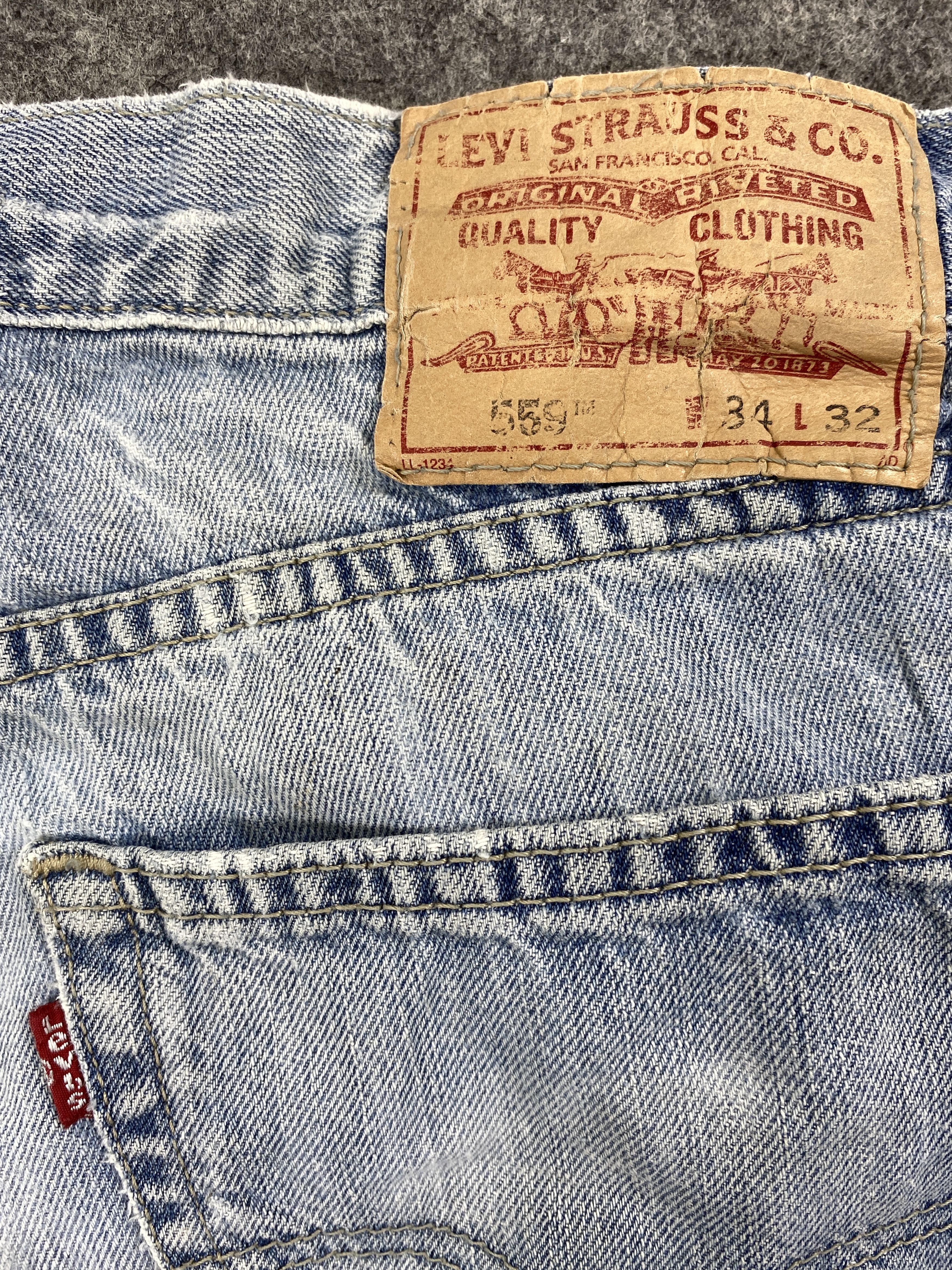 Levi's Light Blue Wash Vintage Levi's 559 35x32 Denim -SJ057 Size US 35 - 10 Thumbnail