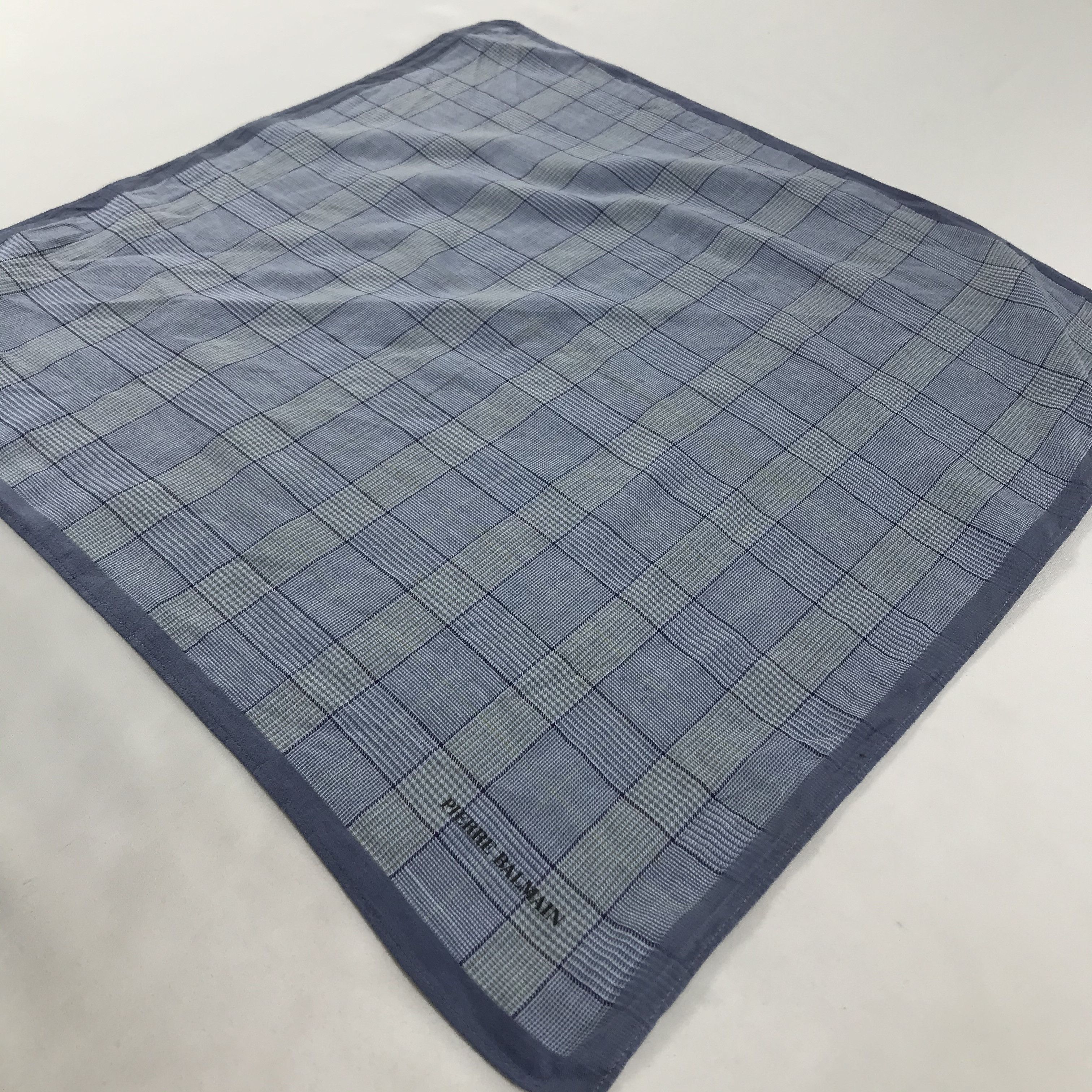 Pierre Balmain × Vintage Pierre Balmain Bandana / Handkerchief / Neckerchief - S1880 Size ONE SIZE - 2 Thumbnail