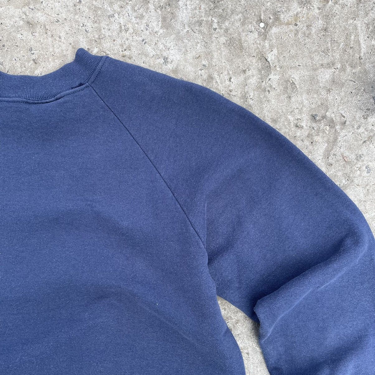 Vintage Vintage Sweatshirt Fruit Of The Loom Small Logo Fit 90s Size M / US 6-8 / IT 42-44 - 13 Thumbnail