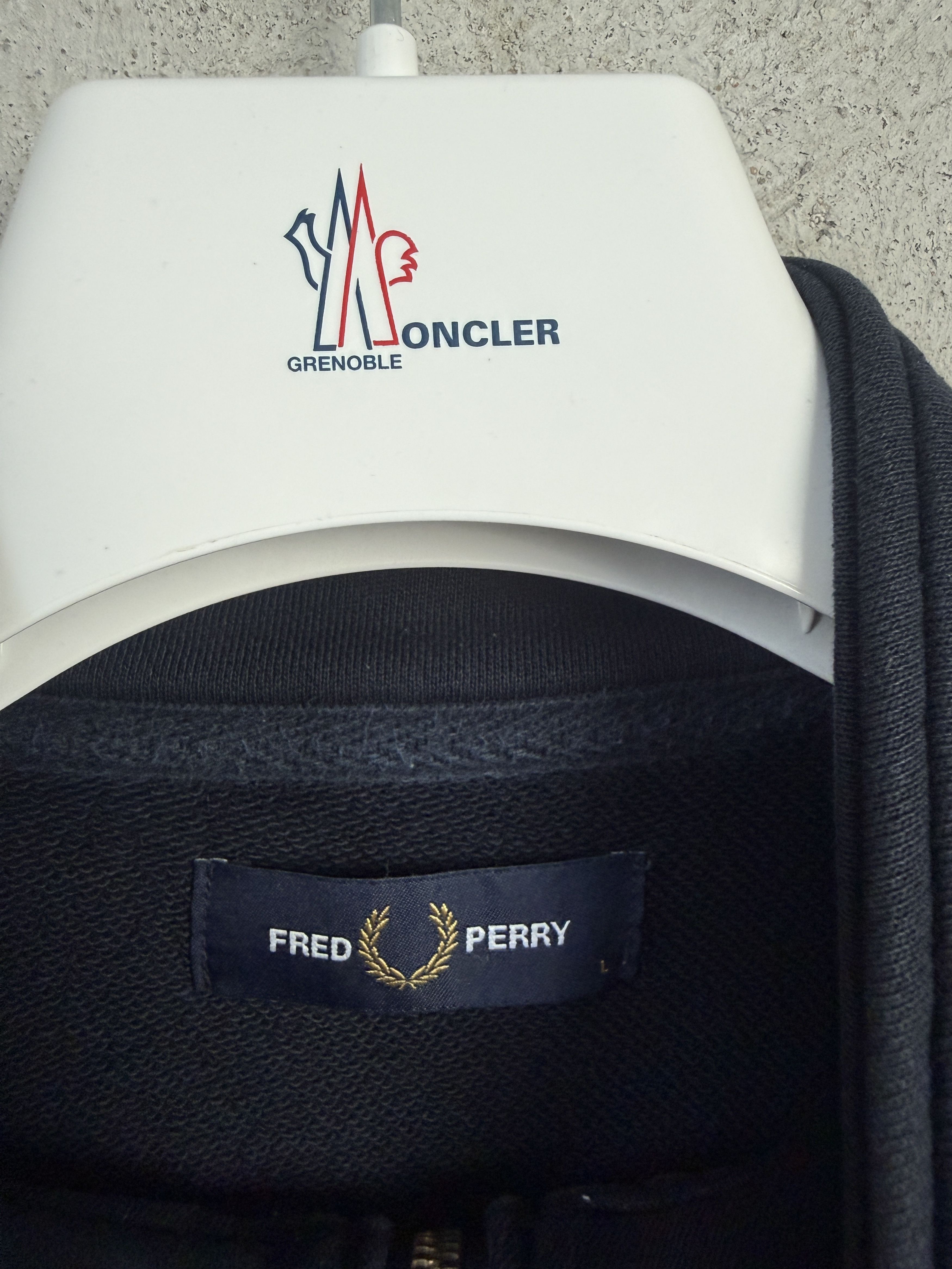 Fred Perry Fred Perry small logo quarter zip sweatshirt casual Size US L / EU 52-54 / 3 - 3 Thumbnail