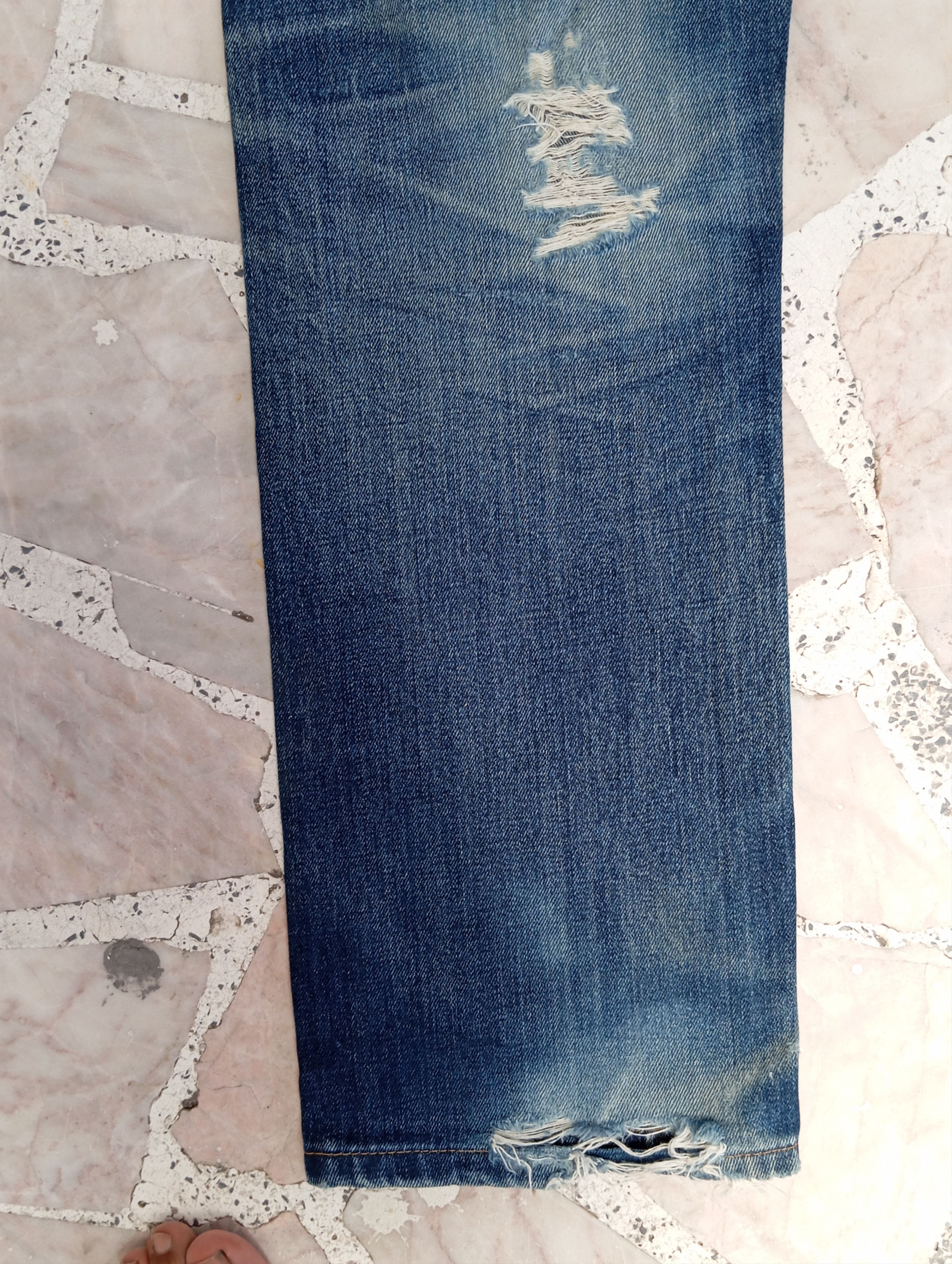 Levi's Beautiful Levis Distressed Denim blue colourway Size US 31 - 11 Thumbnail