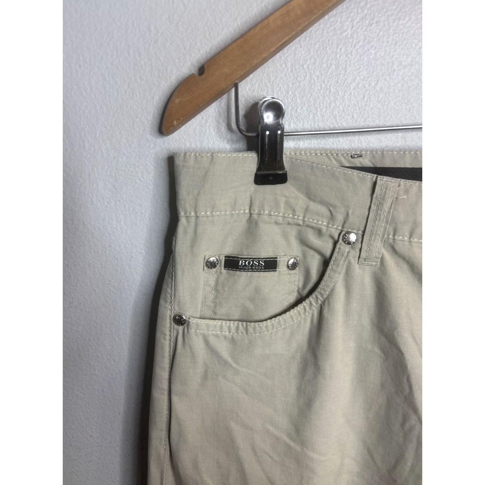 Hugo Boss HUGO BOSS Jeans Mens 36x34 Khaki Alabama 5-Pocket Cotton Straight 34in Beige/ tan Made in Italy Size US 36 / EU 52 - 2 Thumbnail
