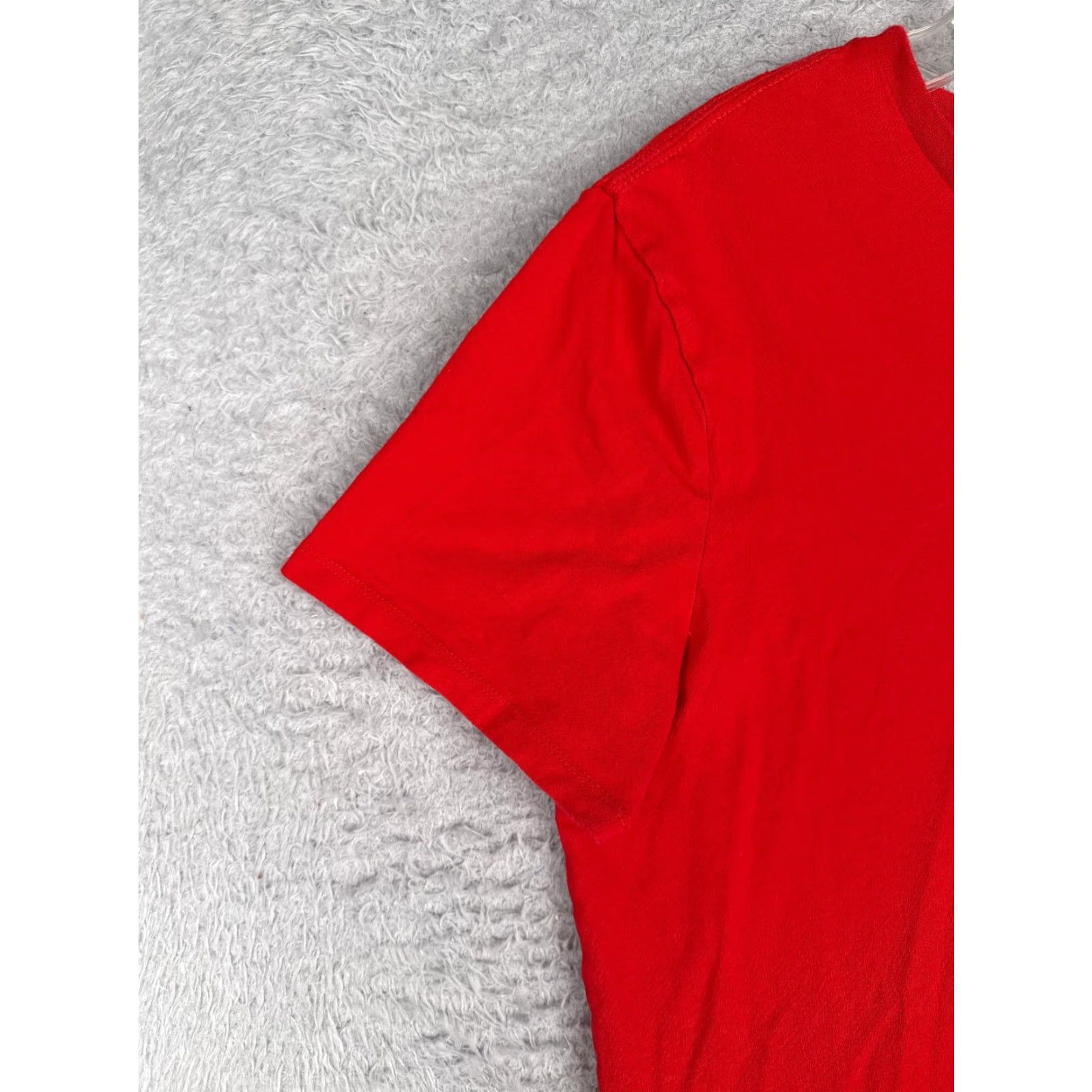 Tommy Hilfiger Tommy Hilfiger Shirt Adult Medium Red V-Neck 100% Cotton Short Sleeve Logo Size M / US 6-8 / IT 42-44 - 3 Thumbnail