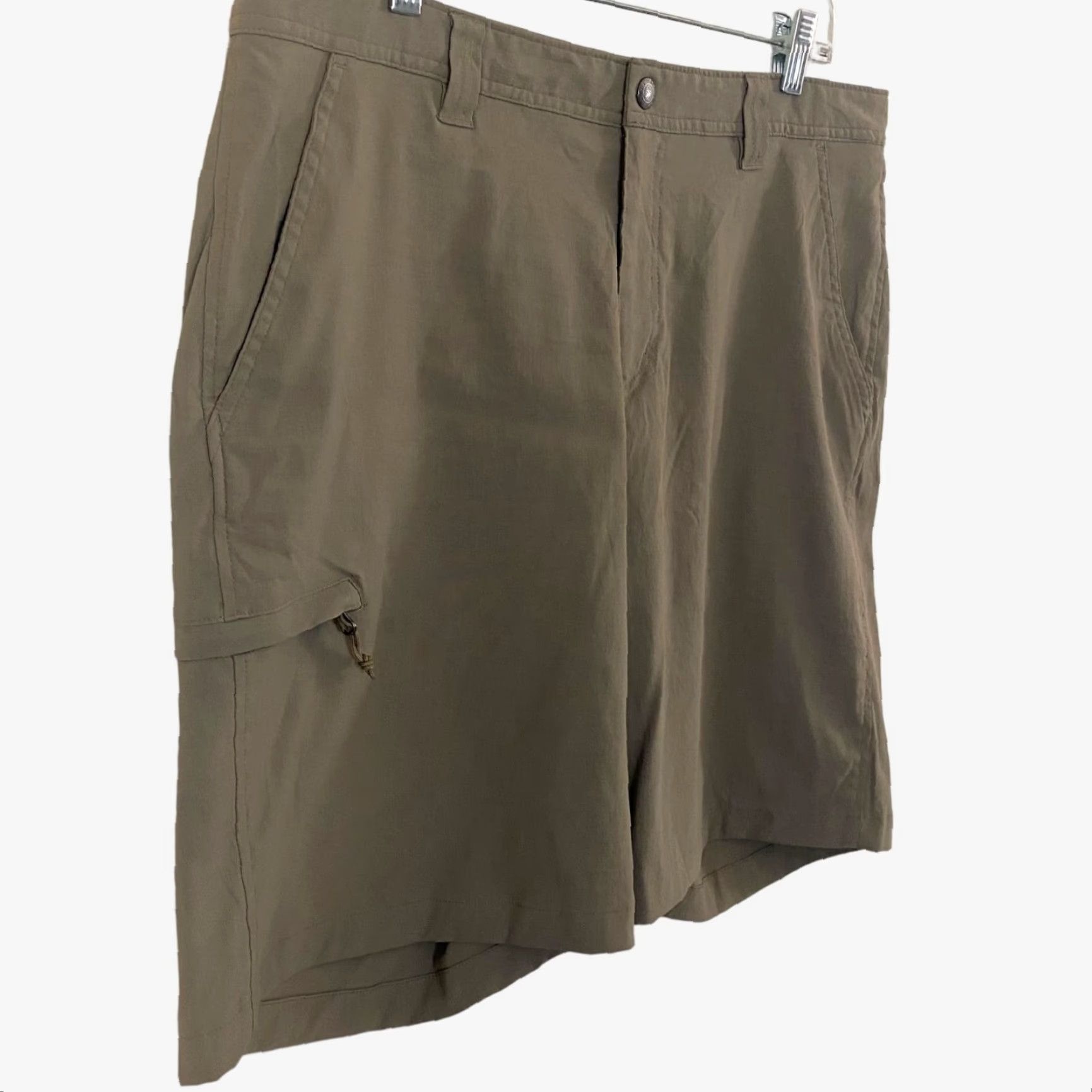 Vintage Columbia Hiking Shorts Mens 36 Tan Ripstop Nylon Cargo Short Outdoor Activewear 5-Pocket Pockets Logo Button Zip Fly Size US 36 / EU 52 - 2 Thumbnail