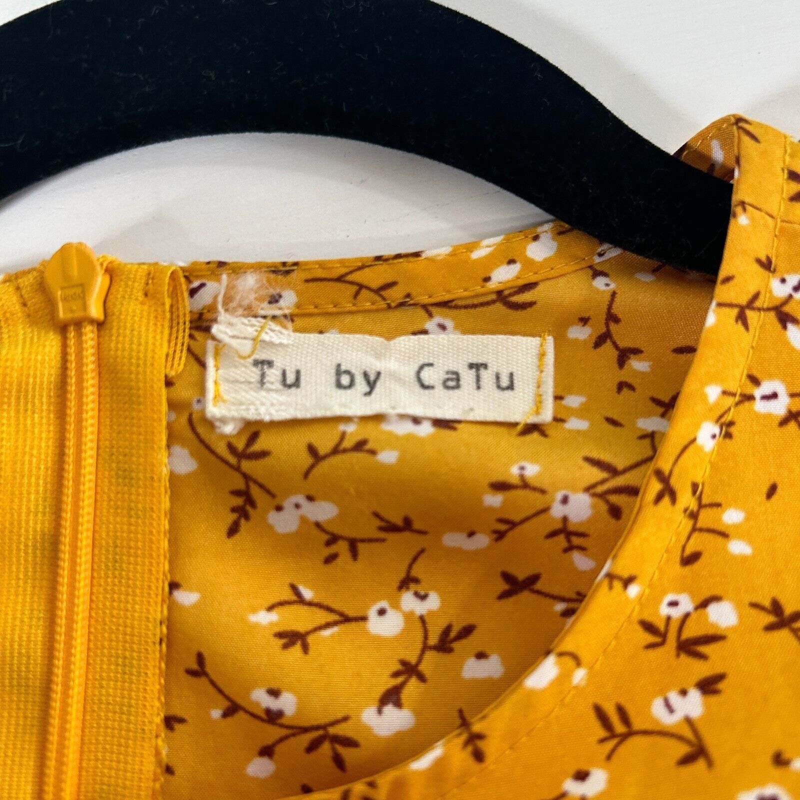 Other Tu by Catu Yellow Floral Short Sleeve High Neck Mini Dress Size S / US 4 / IT 40 - 6 Thumbnail