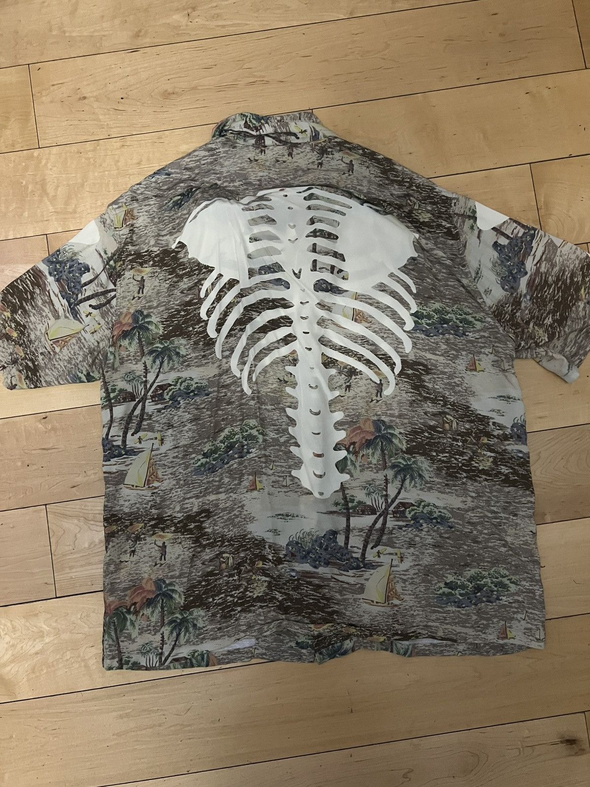 Kapital Kapital Men's Rayon Kamekameha Bone Aloha Shirt Size US L / EU 52-54 / 3 - 3 Thumbnail