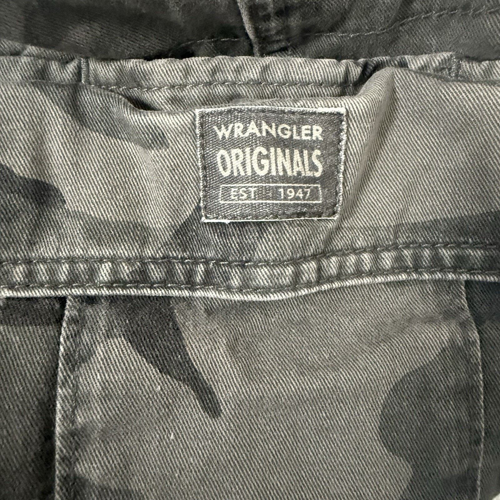 Wrangler Wrangler Authentics Camo Cargo Tapered Faded Stretch Gorp Size US 28 / EU 44 - 5 Thumbnail