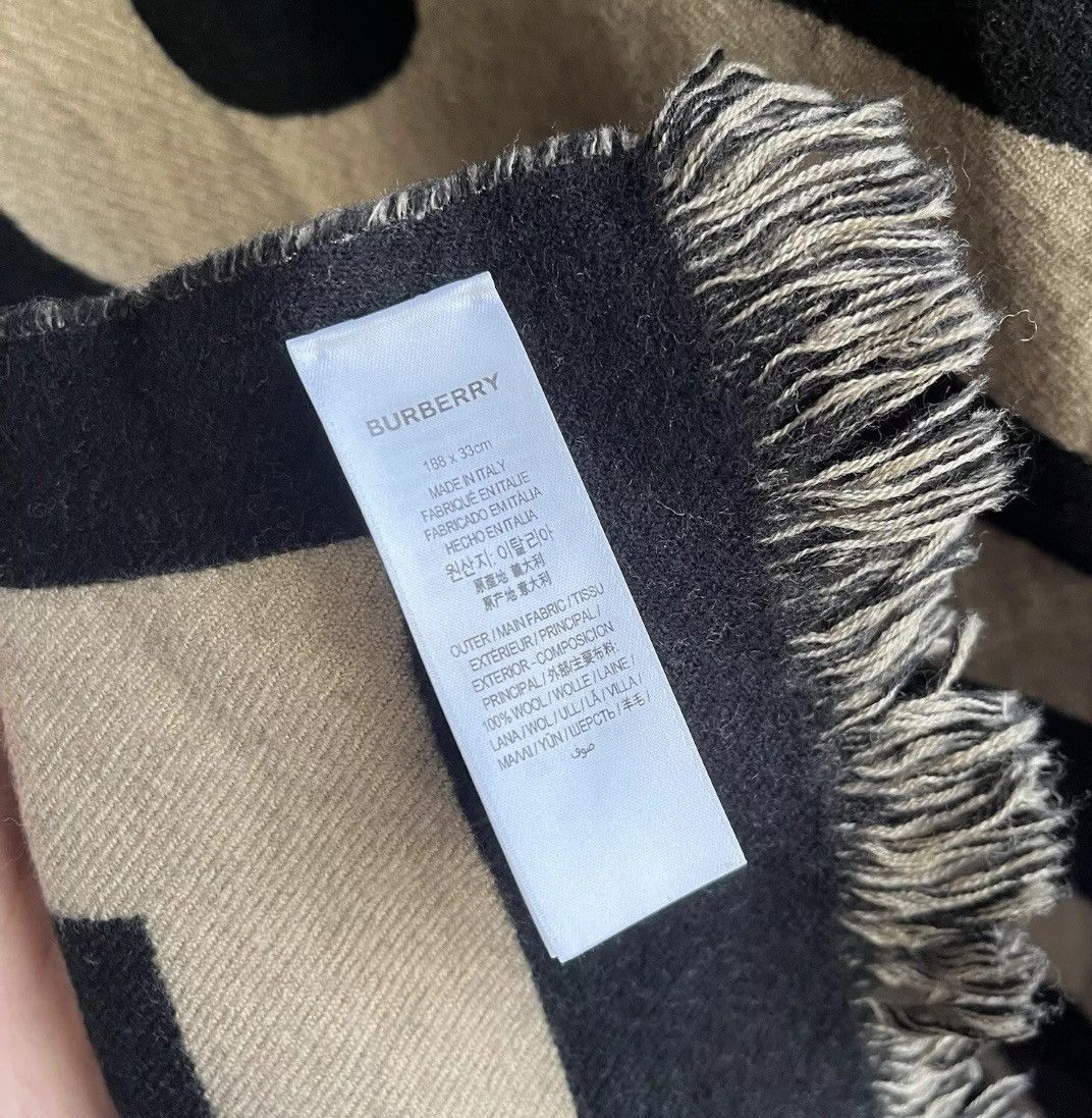 Burberry Burberry scarf big logo Size ONE SIZE - 5 Thumbnail