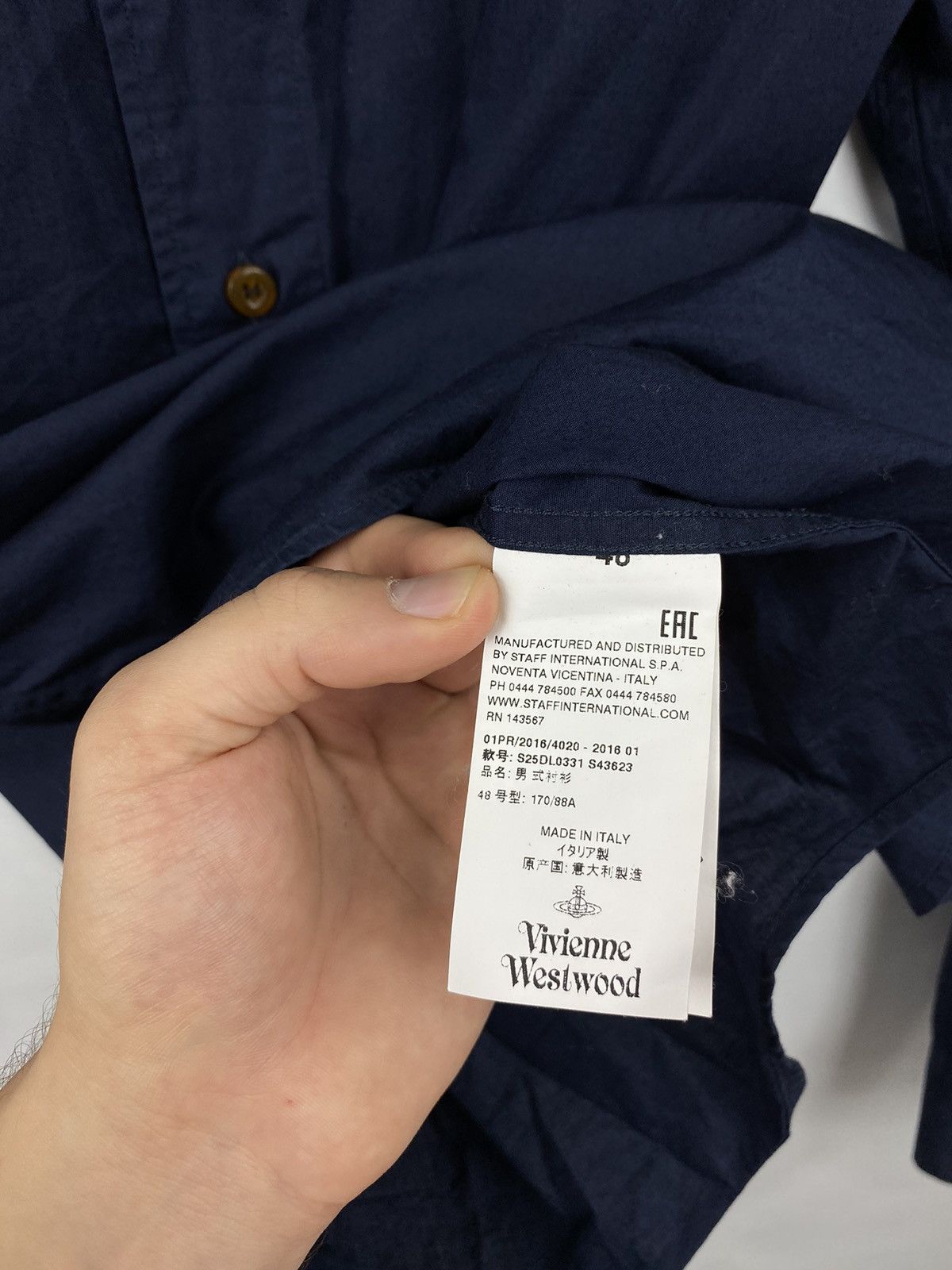 Vivienne Westwood Vivienne Westwood shirt rare retro hype Y2K Size US M / EU 48-50 / 2 - 7 Thumbnail