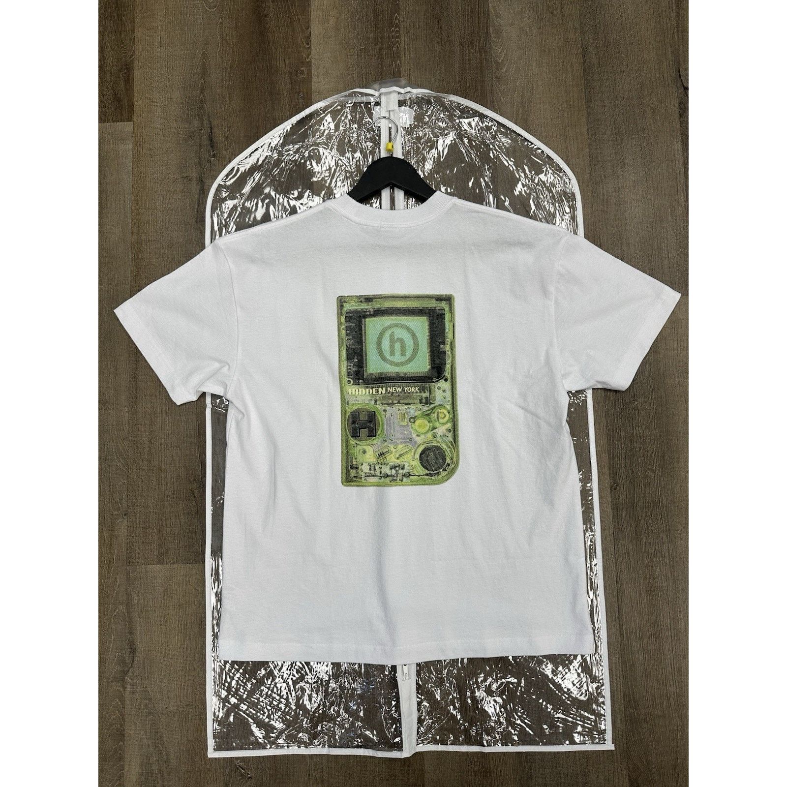 HIDDEN Size Medium - Hidden NY Gameboy T-Shirt White Size US M / EU 48-50 / 2 - 3 Thumbnail