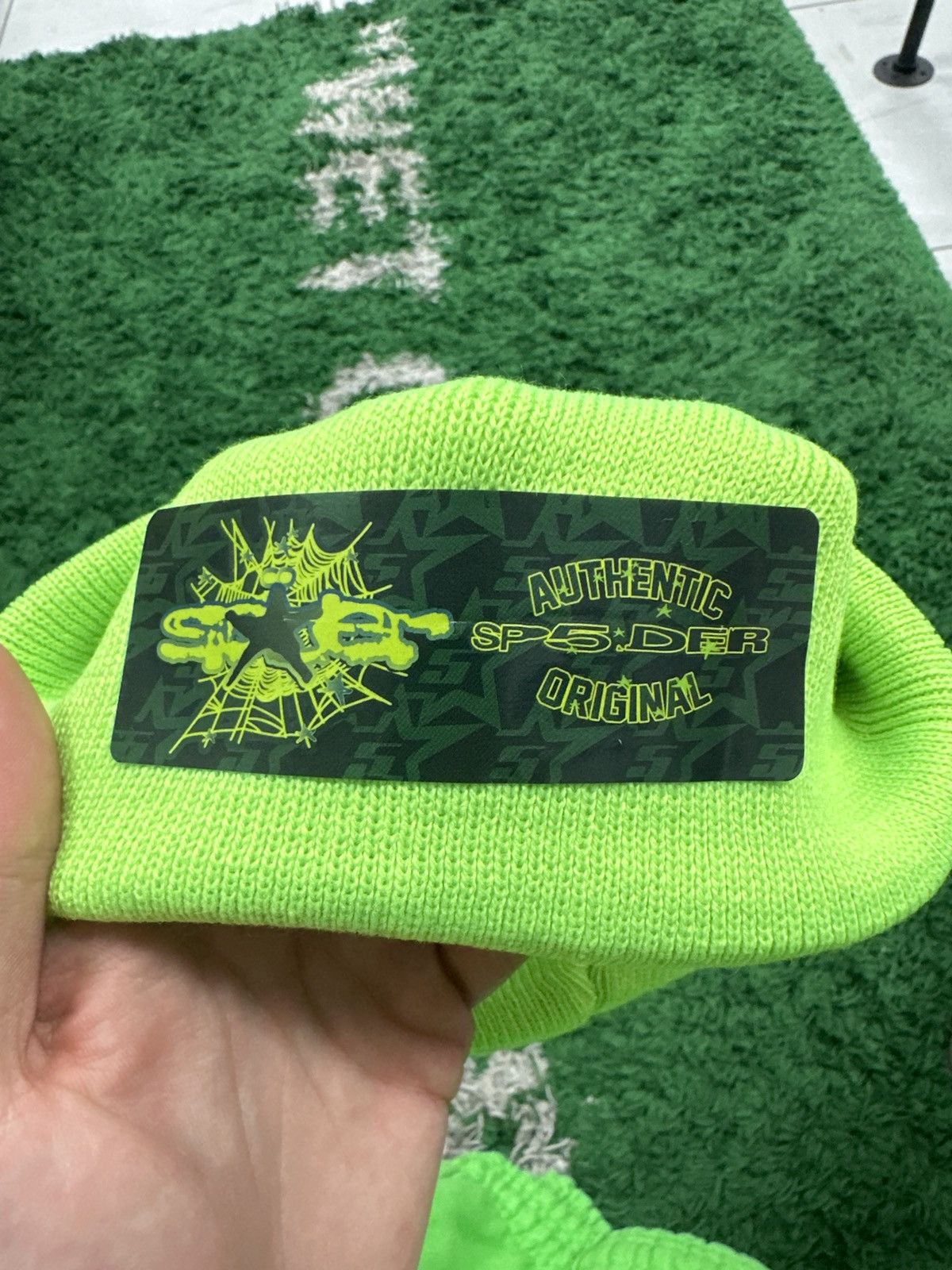 Sp5der Spider Worldwide Beanie Neon Slime Green Size ONE SIZE - 4 Thumbnail
