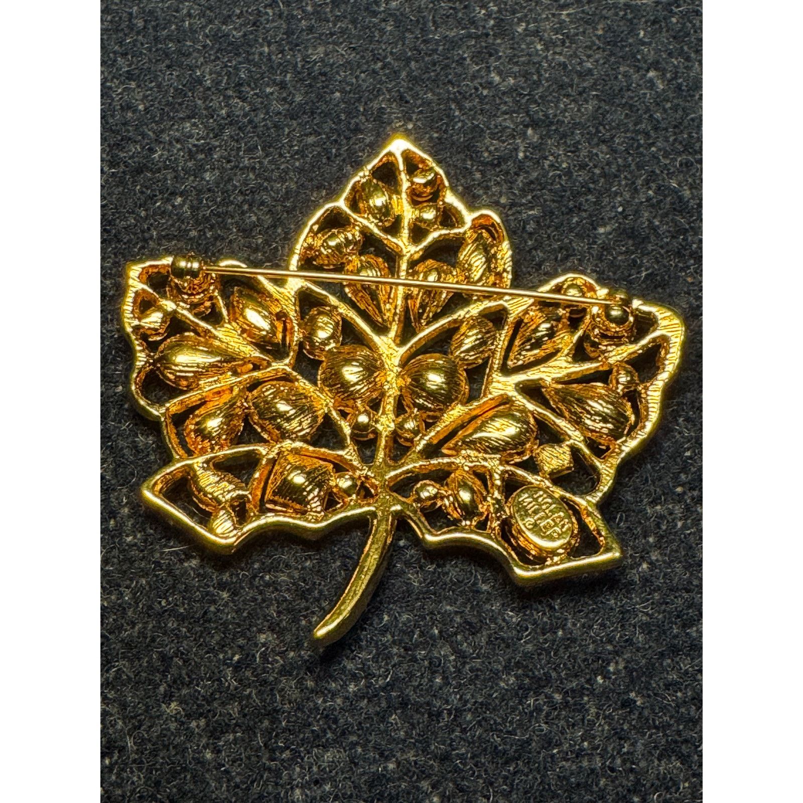 Other Nolan Miller Maple Leaf Rhinestone Statement Brooch Size ONE SIZE - 5 Thumbnail