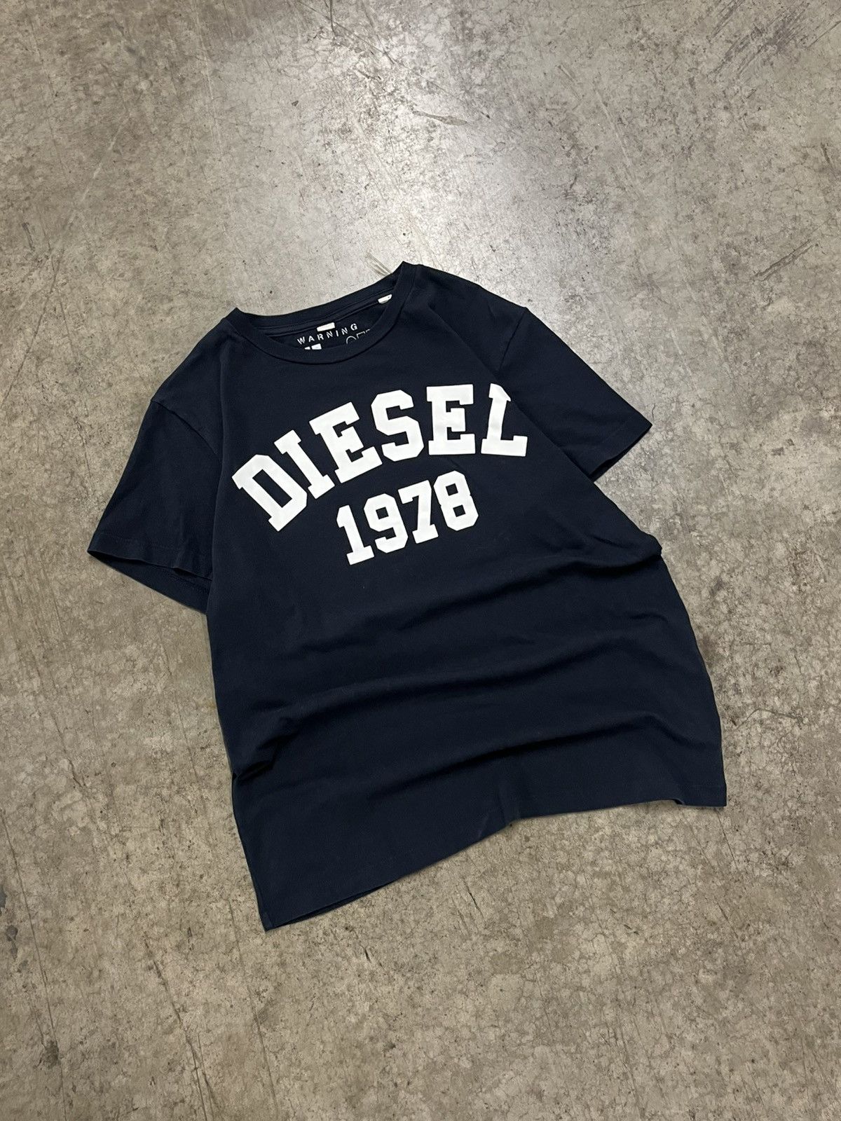 Diesel × Vintage Diesel y2k spell out tee shirt hype rare skater streetwear Size US M / EU 48-50 / 2 - 3 Thumbnail