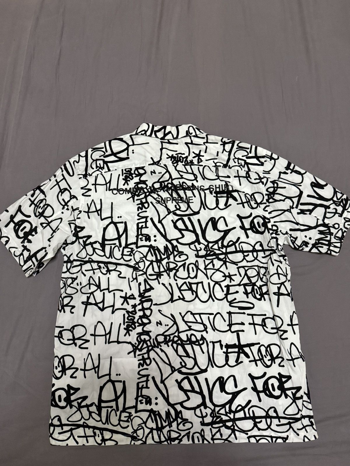Comme des Garcons × Supreme Supreme cdg comme des garcons shirt Graphic S/S shirt Size US XL / EU 56 / 4 - 2 Thumbnail