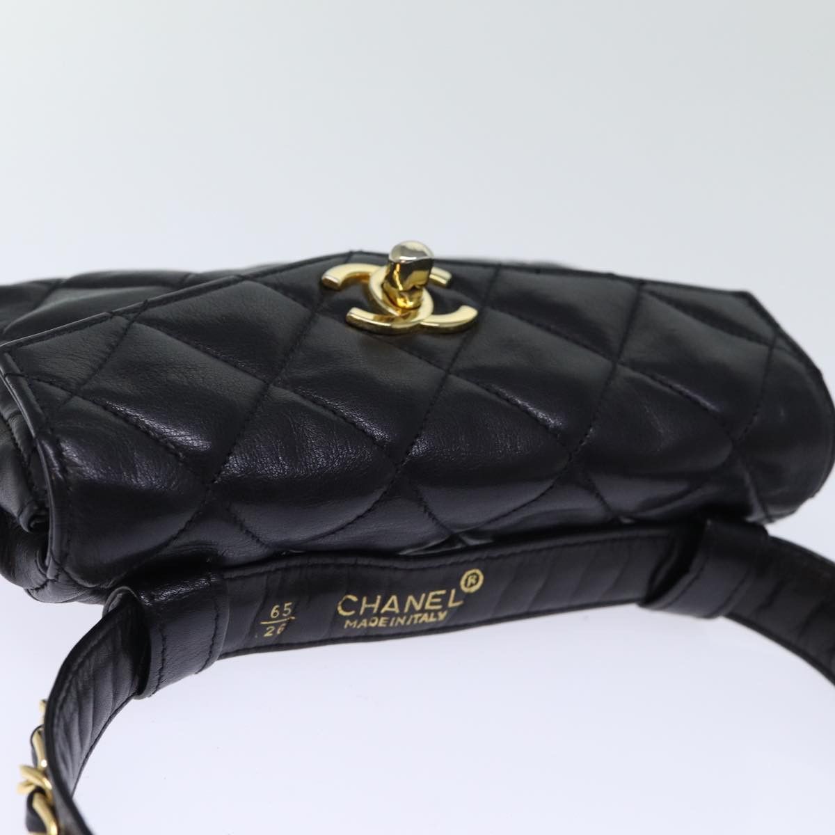 Chanel CHANEL Matelasse Turn Lock Waist Bag Leather Black CC Size ONE SIZE - 6 Thumbnail