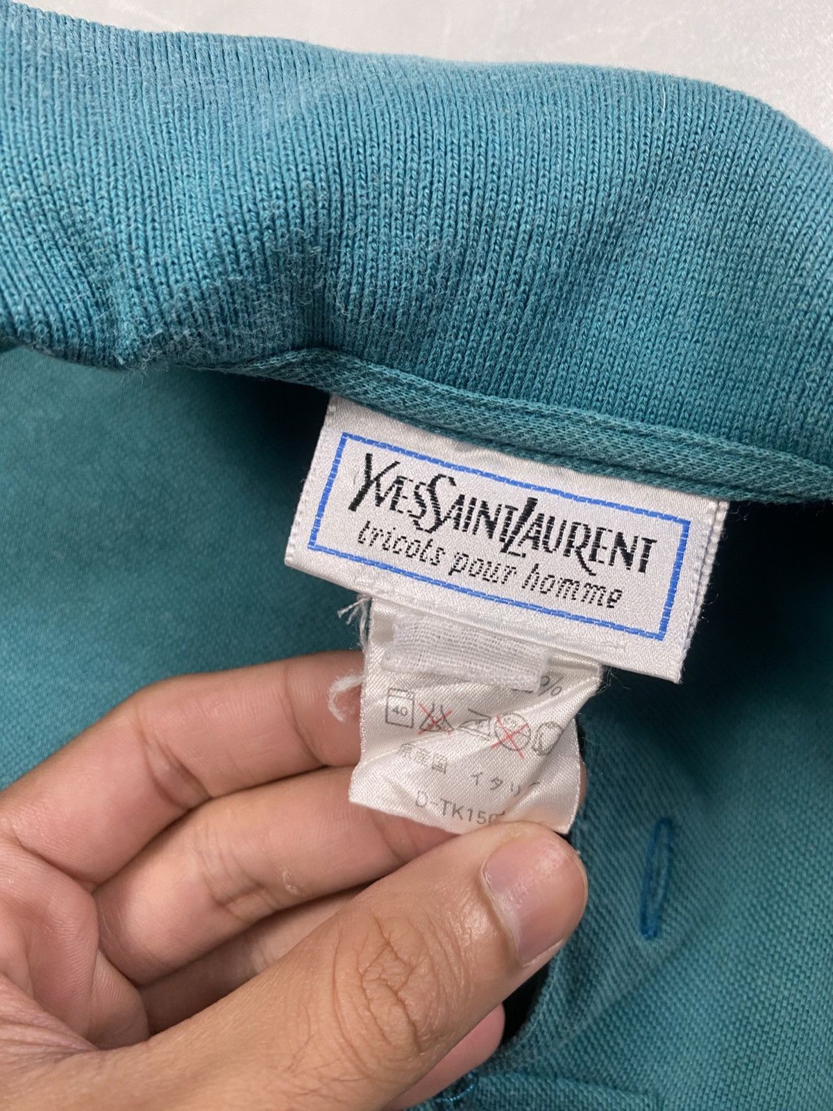 Yves Saint Laurent Vintage 90s YSL Sunfaded Polos Tee Size US M / EU 48-50 / 2 - 8 Thumbnail