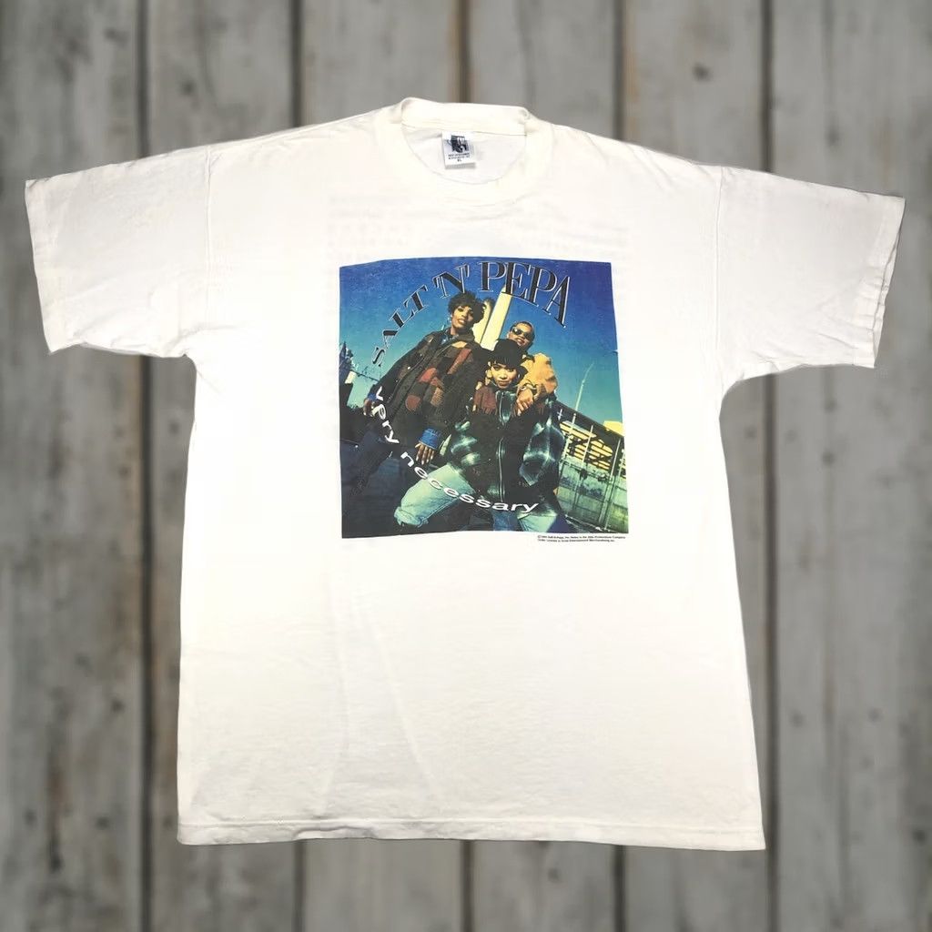 Vintage VINTAGE Salt-N-Pepa Very Necessary Tour Single Stitch T-Shirt 90s RARE XL White Cotton Men Short Sleeve Crew Neck Logo Graphic Print Size US XL / EU 56 / 4 - 1 Thumbnail