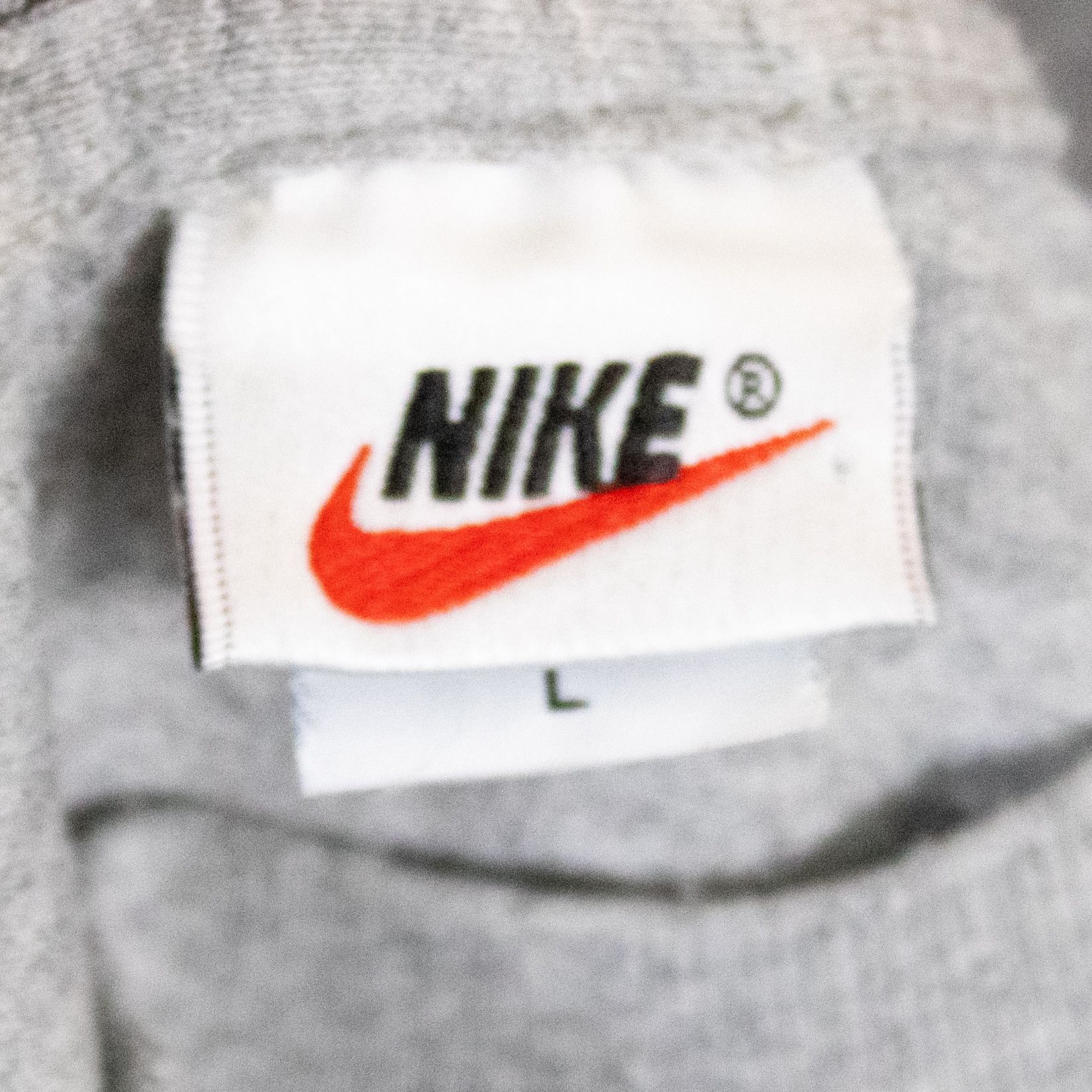 Other Vintage 1990's Nike Air Swoosh Y2K Style Sleeveless T-Shirt Size US L / EU 52-54 / 3 - 5 Thumbnail