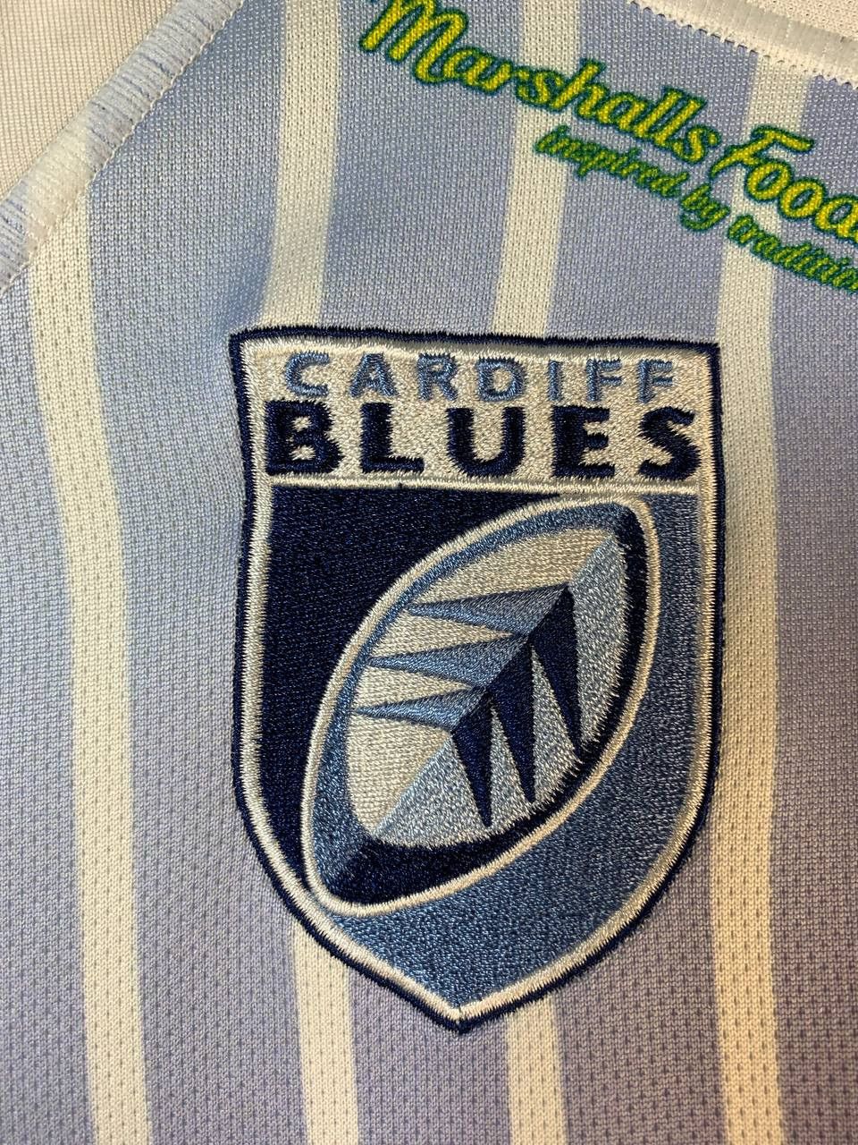Canterbury of New Zealand × Vintage Cardiff Blues Rugby Jersey 2010/11 Canterbury EADS Sponsor Size US M / EU 48-50 / 2 - 7 Thumbnail