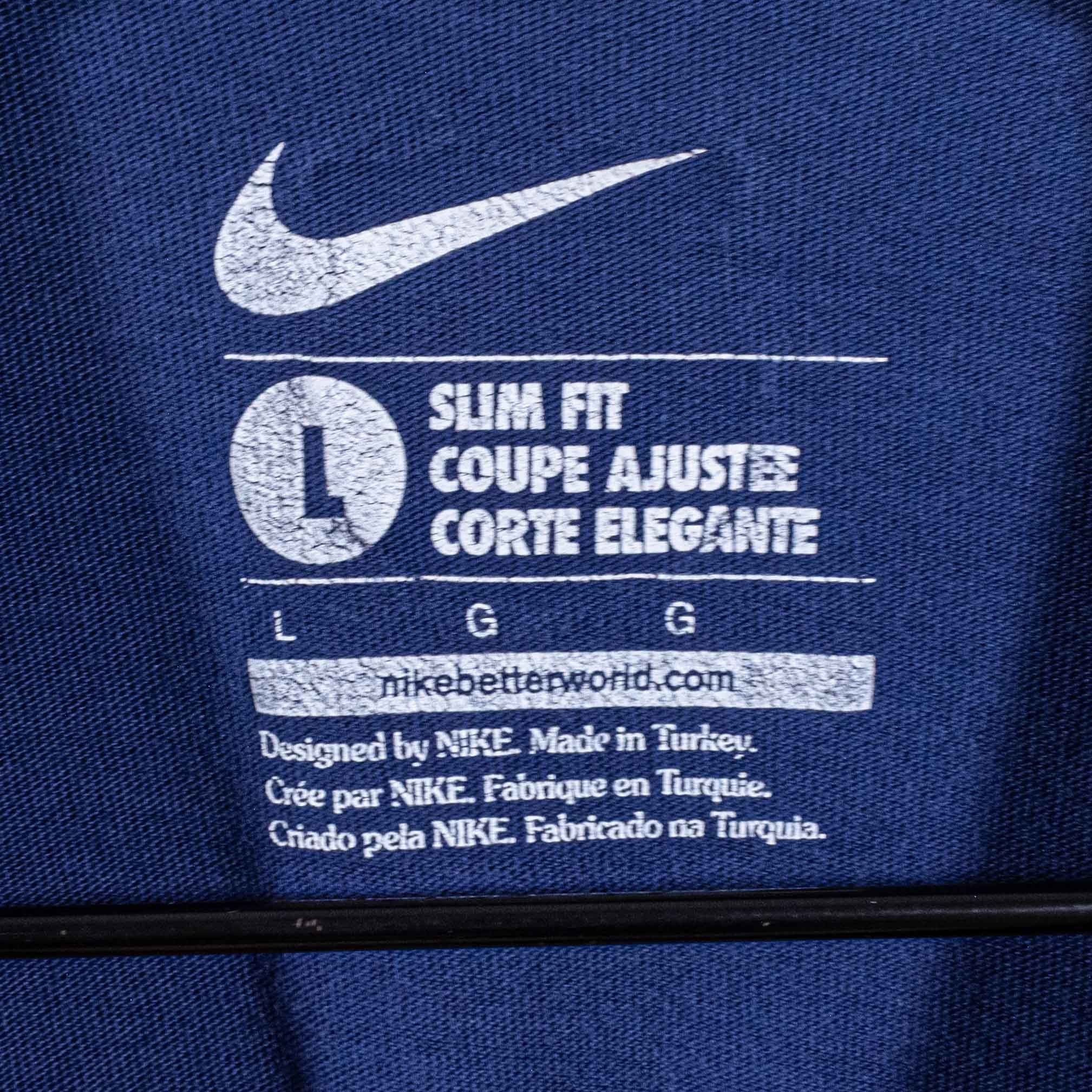 Nike × Vintage FC Barcelona Blaugrana NIKE T-Shirt Y2K Soccer Blokecore Size US L / EU 52-54 / 3 - 6 Thumbnail