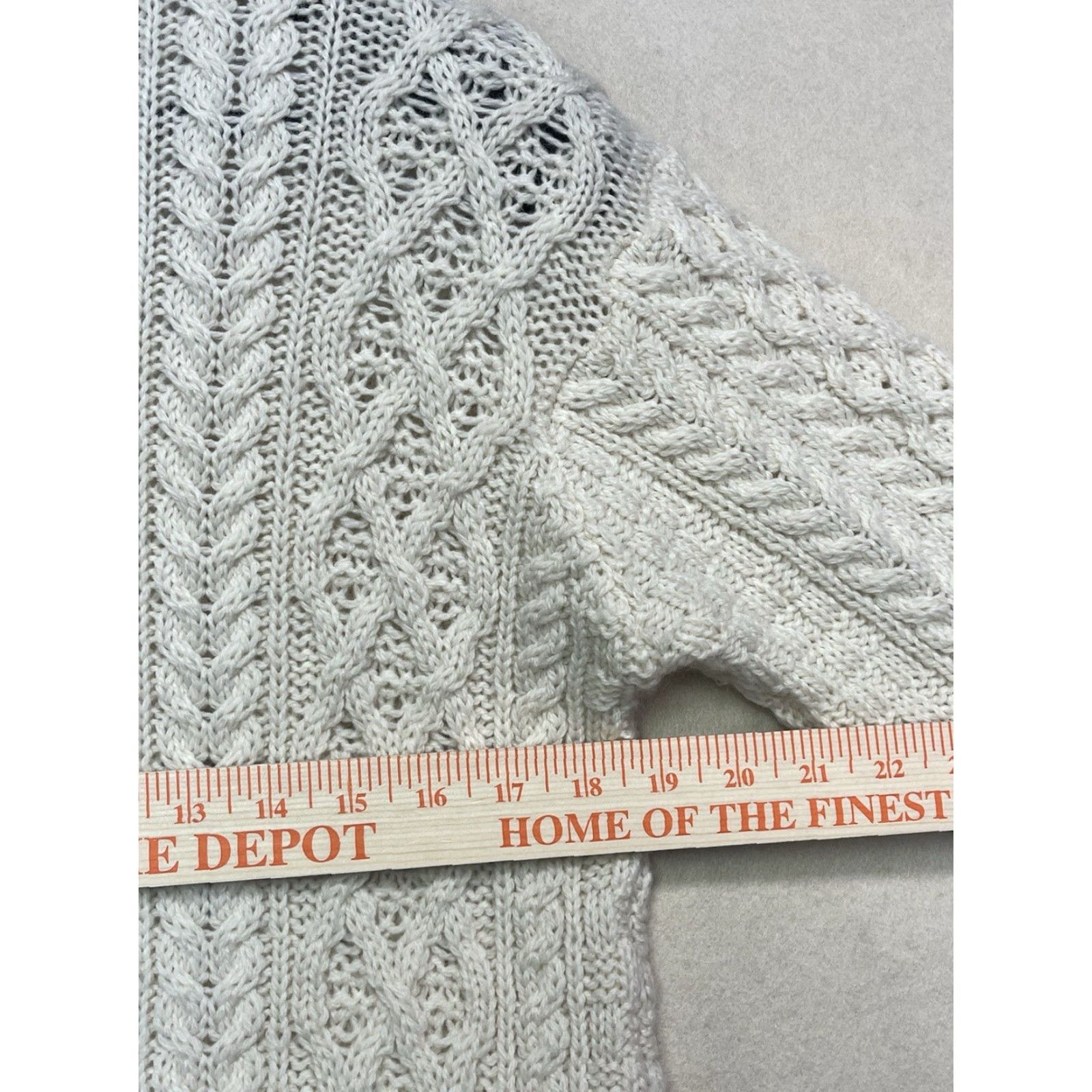 Vintage VINTAGE Ireland's Eye Ivory Cable Knit Fisherman Wool Sweater Women M Crew Neck Pullover See all pics See all Pics Sleeves Stains Mens? Wait. Size M / US 6-8 / IT 42-44 - 3 Thumbnail